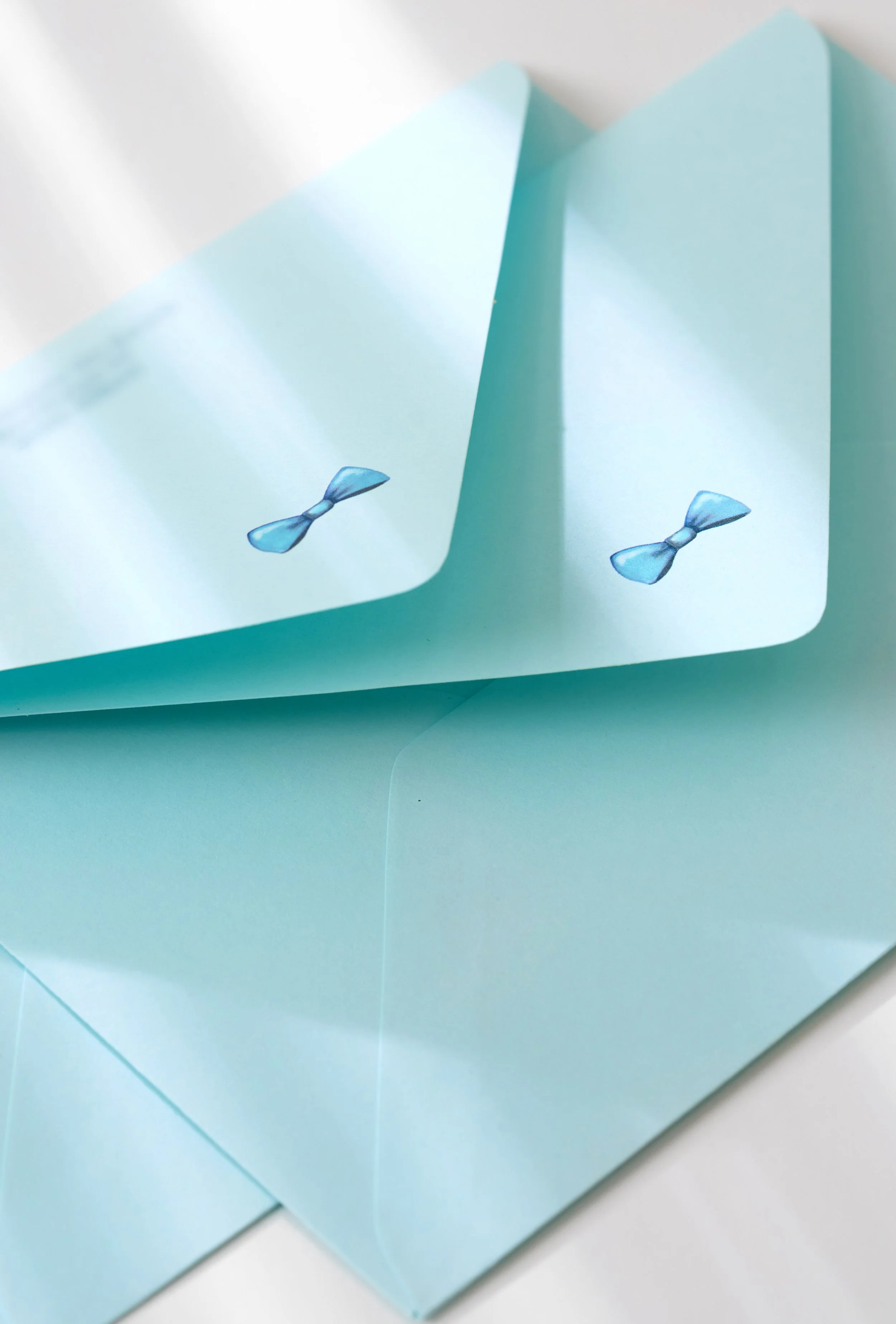 gepersonaliseerde envelop met bowtie strik