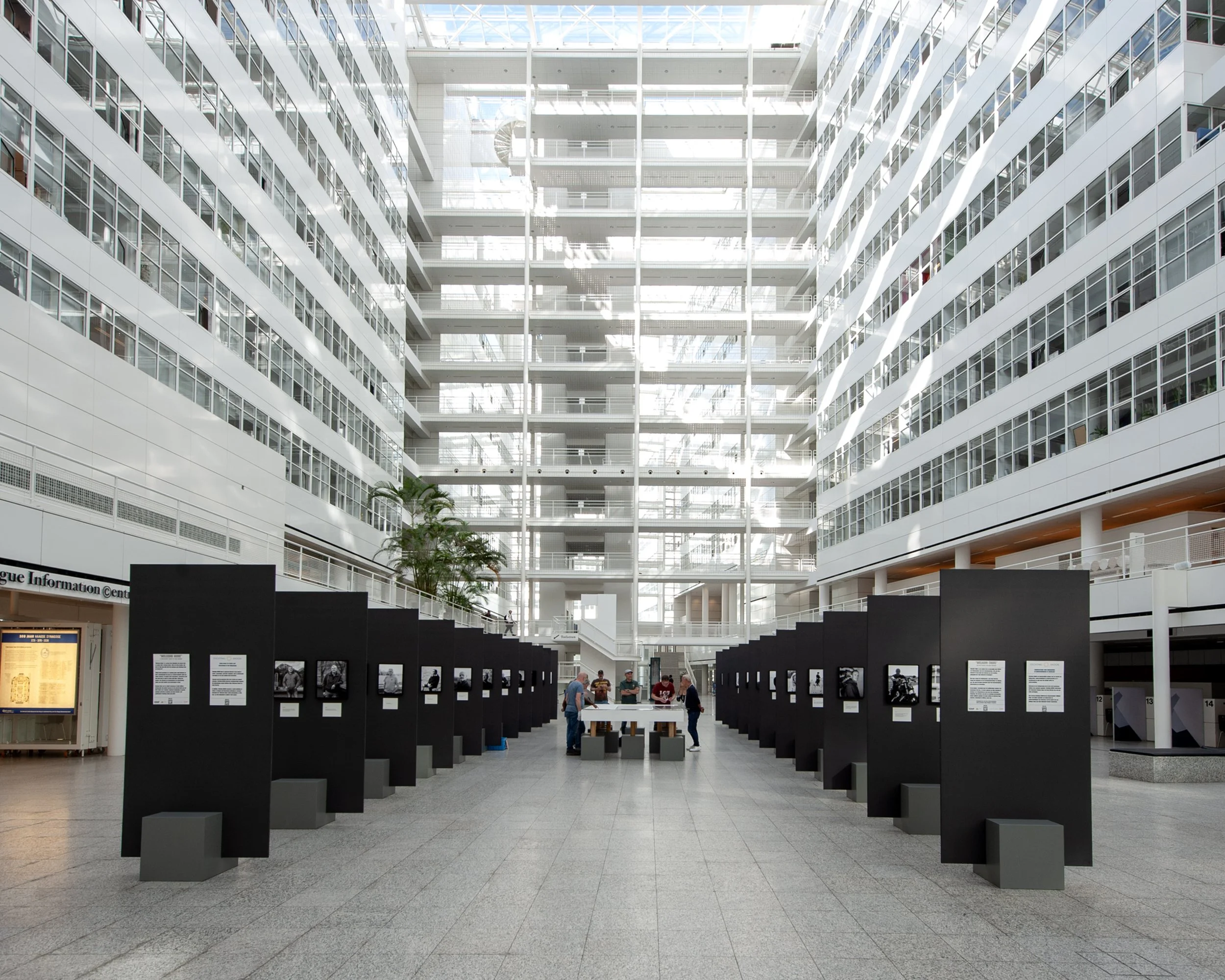 HEWA_202606090025_ACH Expo opbouw.jpg