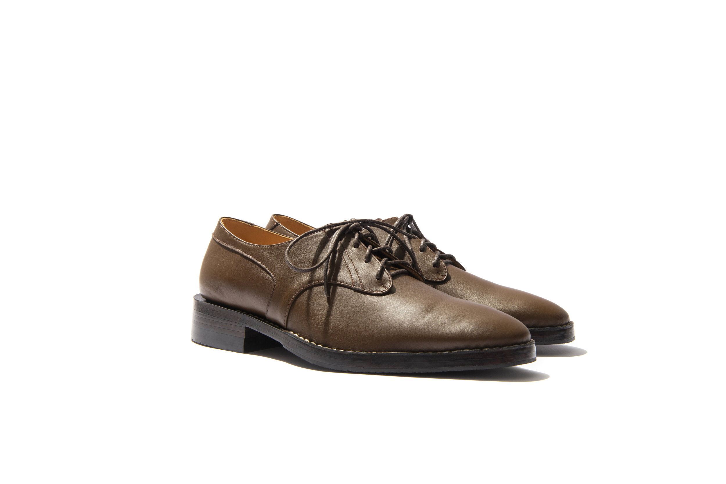 The Stylish Derby - $4126.00 HKD