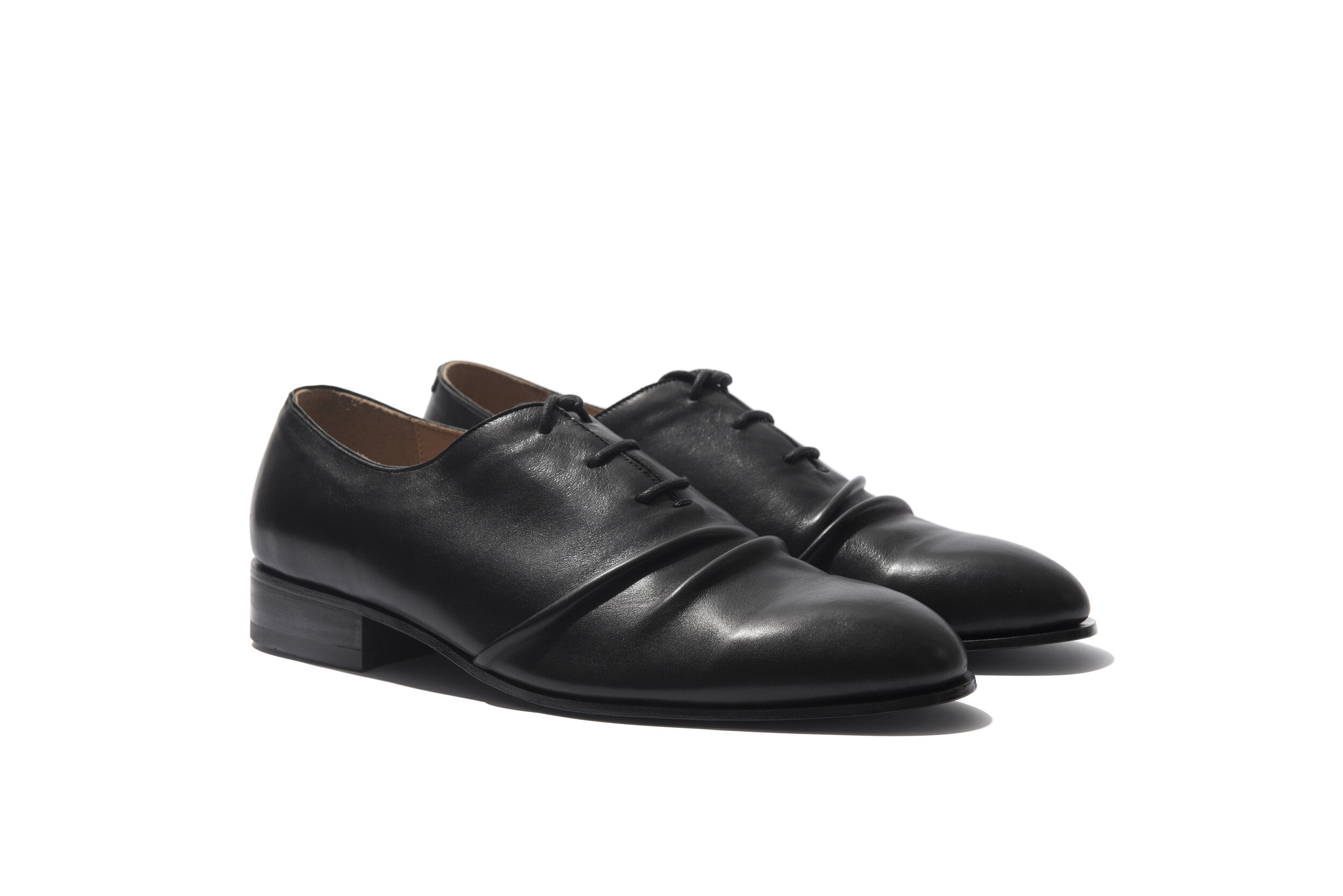 The Stylish Oxford - $2370.00 HKD