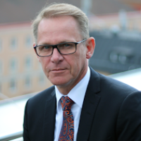 Sven Arnquist VP International Sales Visma Retail As Vice President of International Sales for Visma Retail Software. Sven has been the Managing Director of the Swedish Visma Retail organisation. Previously, Sven has held management positions in multinational companies within the IT industry, including Canon, Fujitsu Siemens, Panasonic and Samsung. Sven is responsible for developing long term partnerships with European and global retail partners. 
