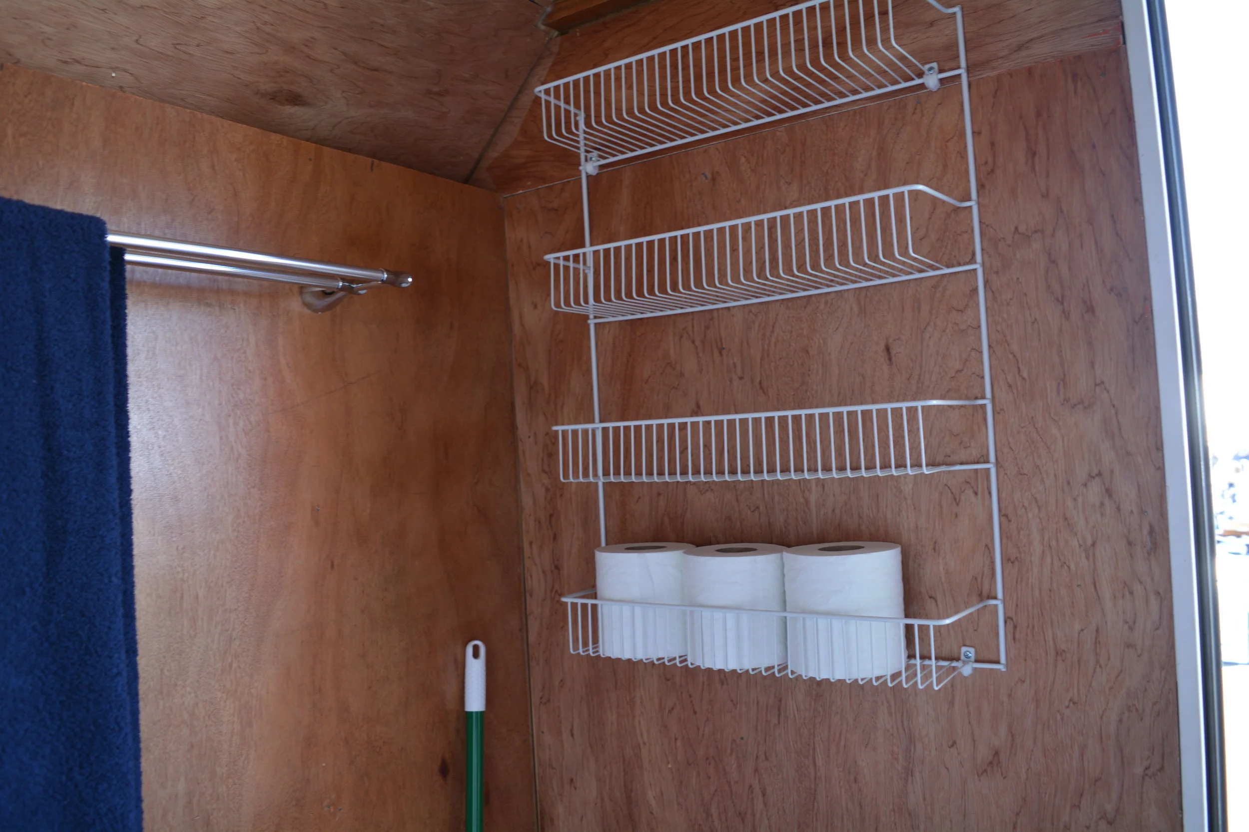 FarmMktInterior (11).JPG