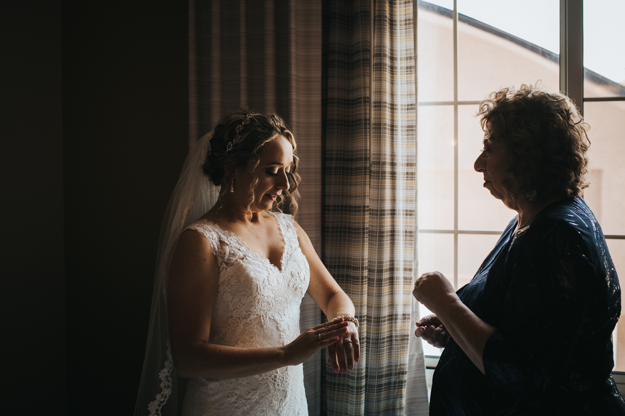 0016 Ariana Jordan Photo - Lexington Ky Wedding Round Barn  2821.jpg