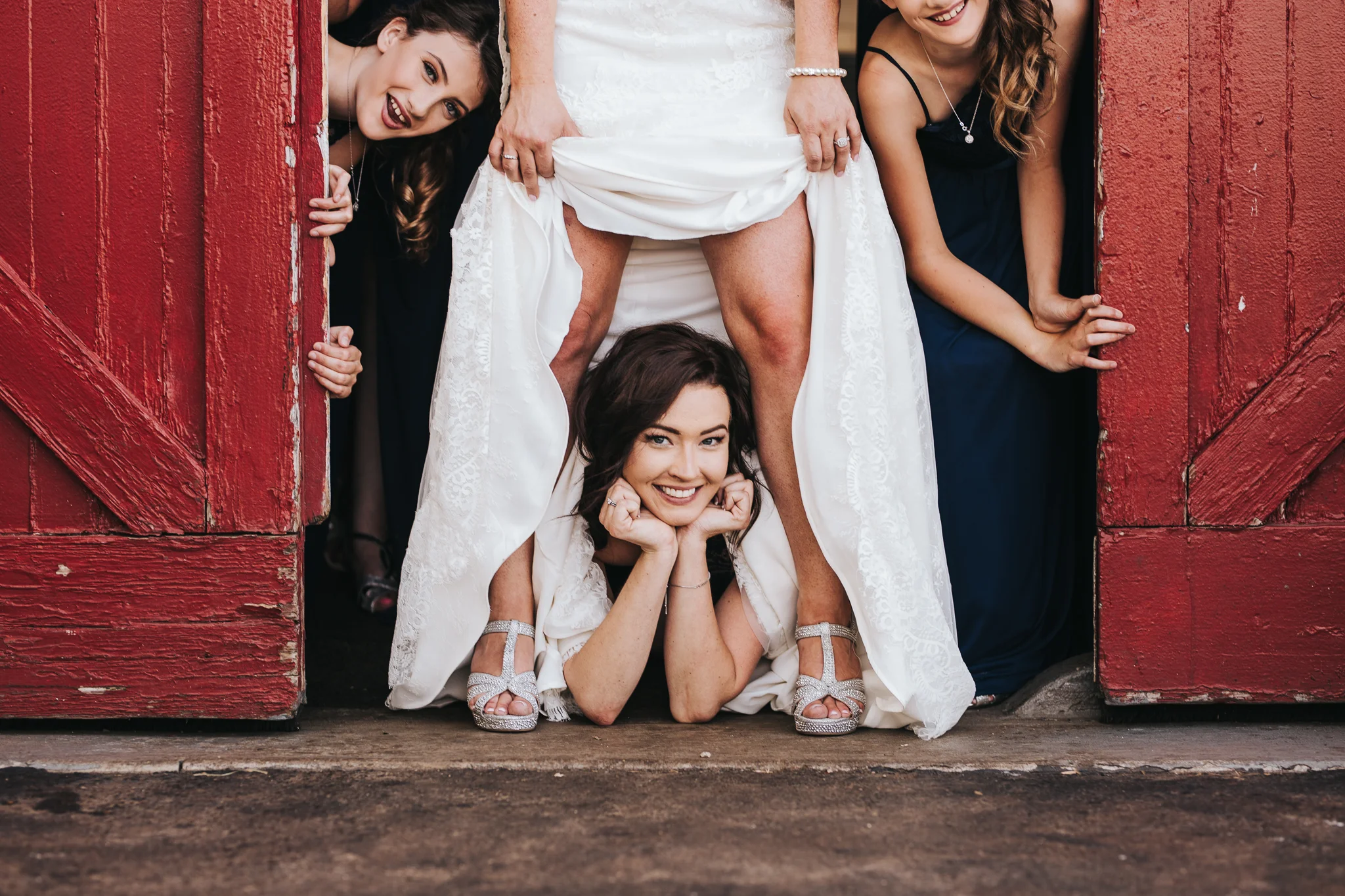 0037 Ariana Jordan Photo - Lexington Ky Wedding Round Barn 9551.jpg