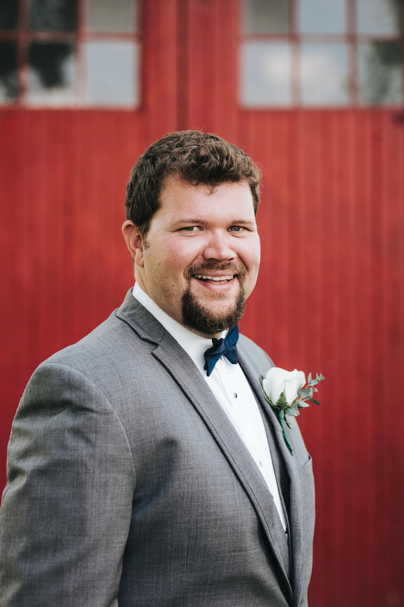 0043 Ariana Jordan Photo - Lexington Ky Wedding Round Barn 9658.jpg