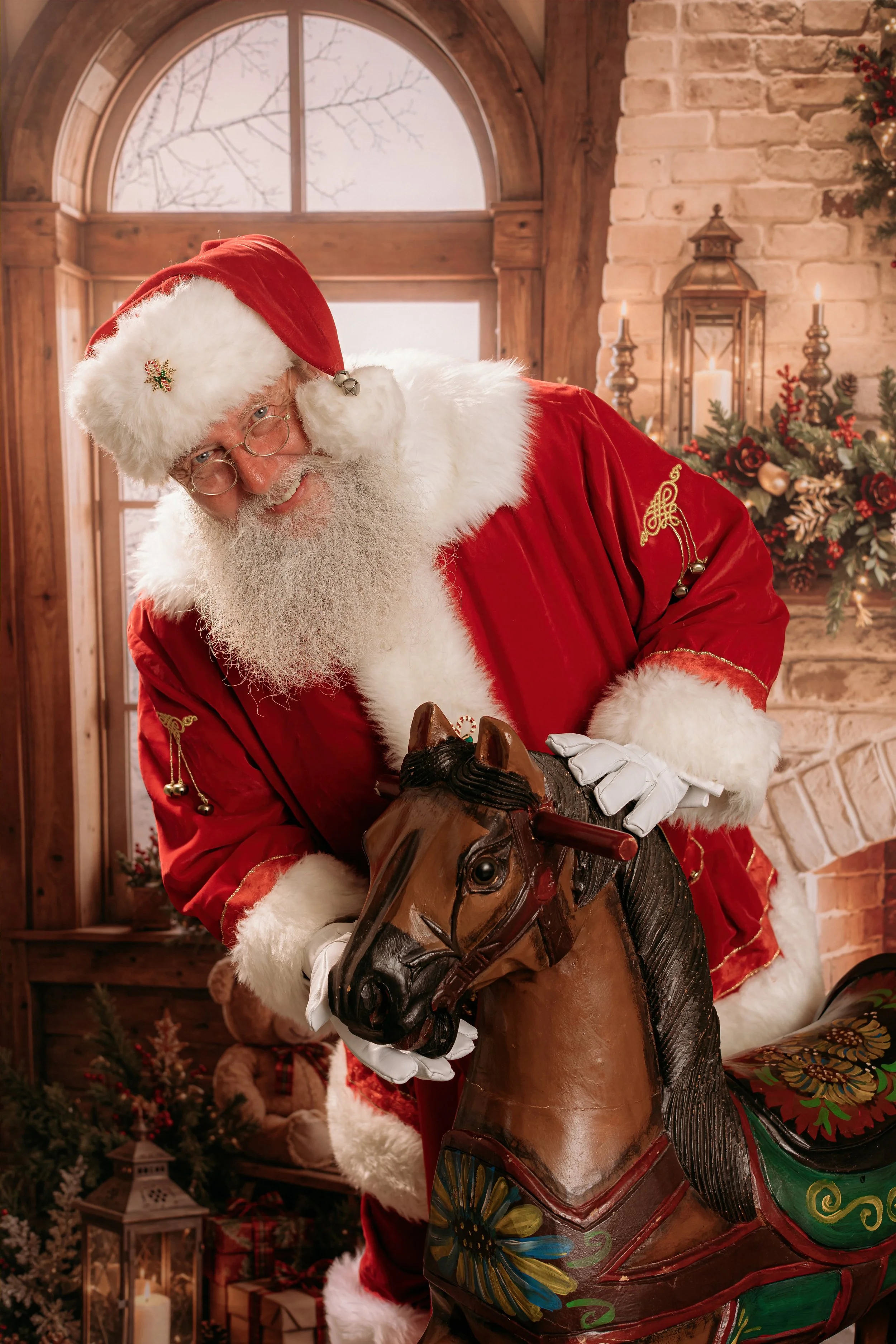 0002 Ariana Jordan Photo - Santa Promo - 8841.jpg