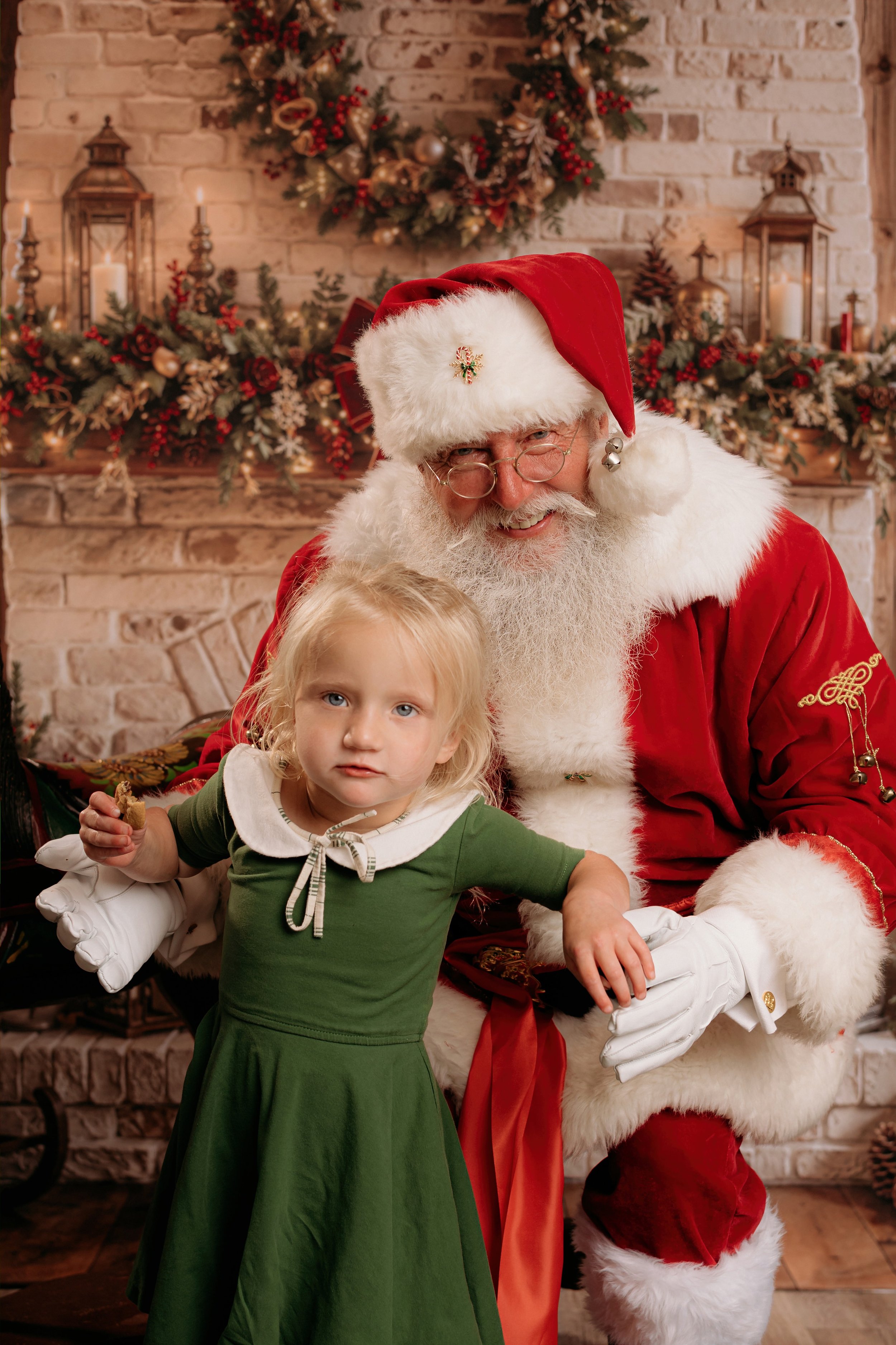 0014 Ariana Jordan Photo - Santa Promo - 9055.jpg
