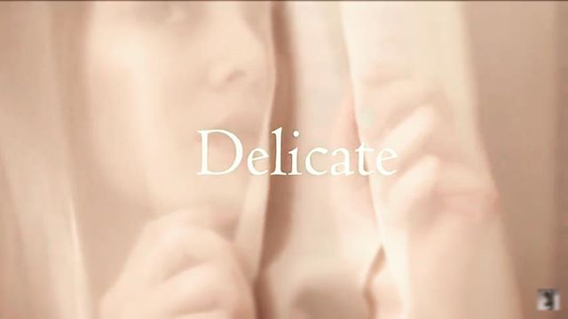 New Video!!✨✨
Check out my cover of &ldquo;Delicate&rdquo; by the one and only Taylor Swift! Click the link in the description to watch👀📺 Definitely one of my favorite tracks from her album. .
.
#taylorswift #taylorswiftlyrics #reputation #reputati