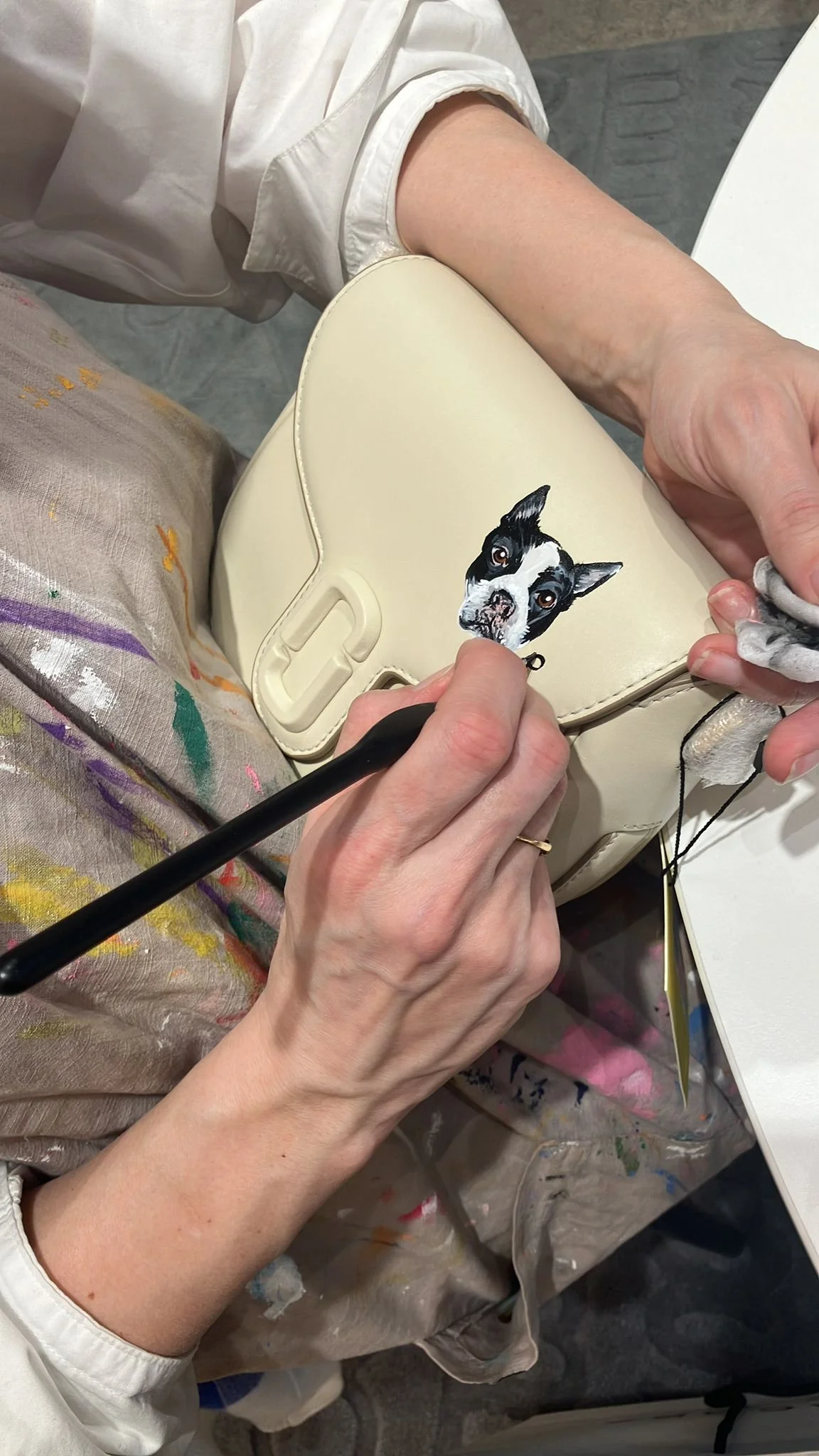 Leather painting - pet portraits for Marc Jacobs. Product PersonalisationLeather painting - pet portraits for Marc Jacobs. Product Personalisation