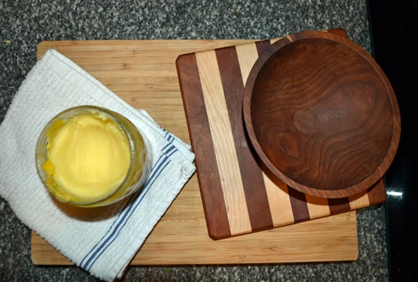 Keep Your Wood (Utensils) Healthy!