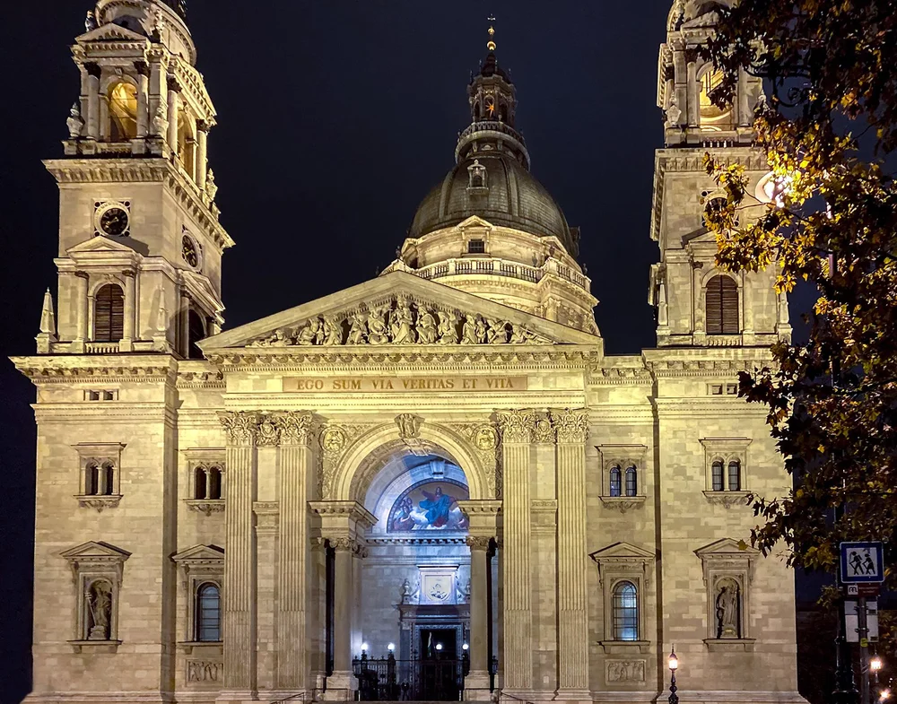 St. Stephens Basilica.jpg