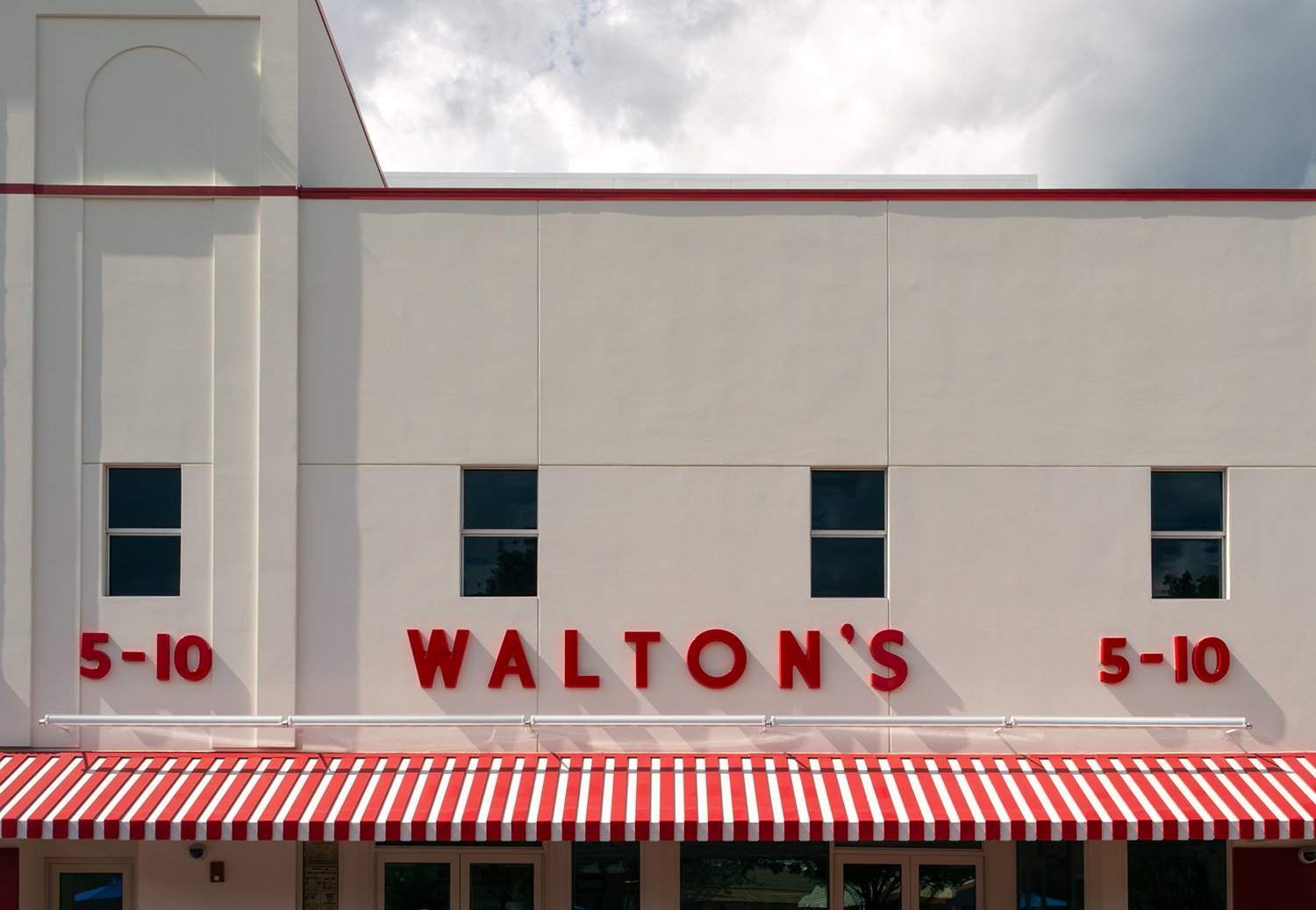 Walton's.jpg