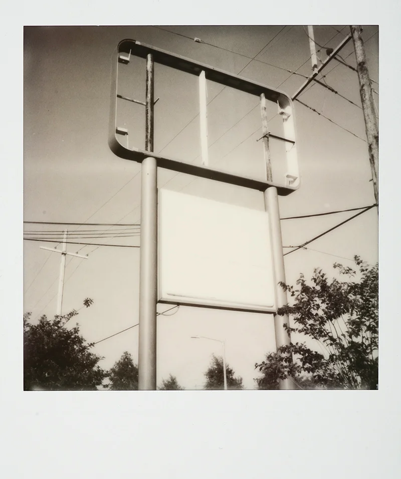 Thom_Bennett_Empty Sign_9.jpg