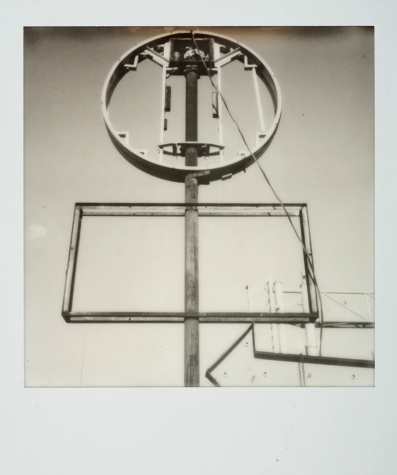 Thom_Bennett_Empty Sign_10.jpg