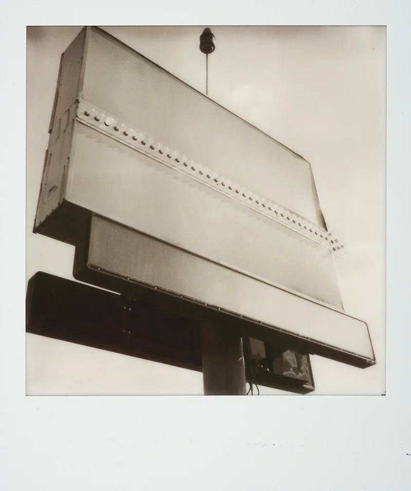 Thom_Bennett_Empty Sign_18.jpg