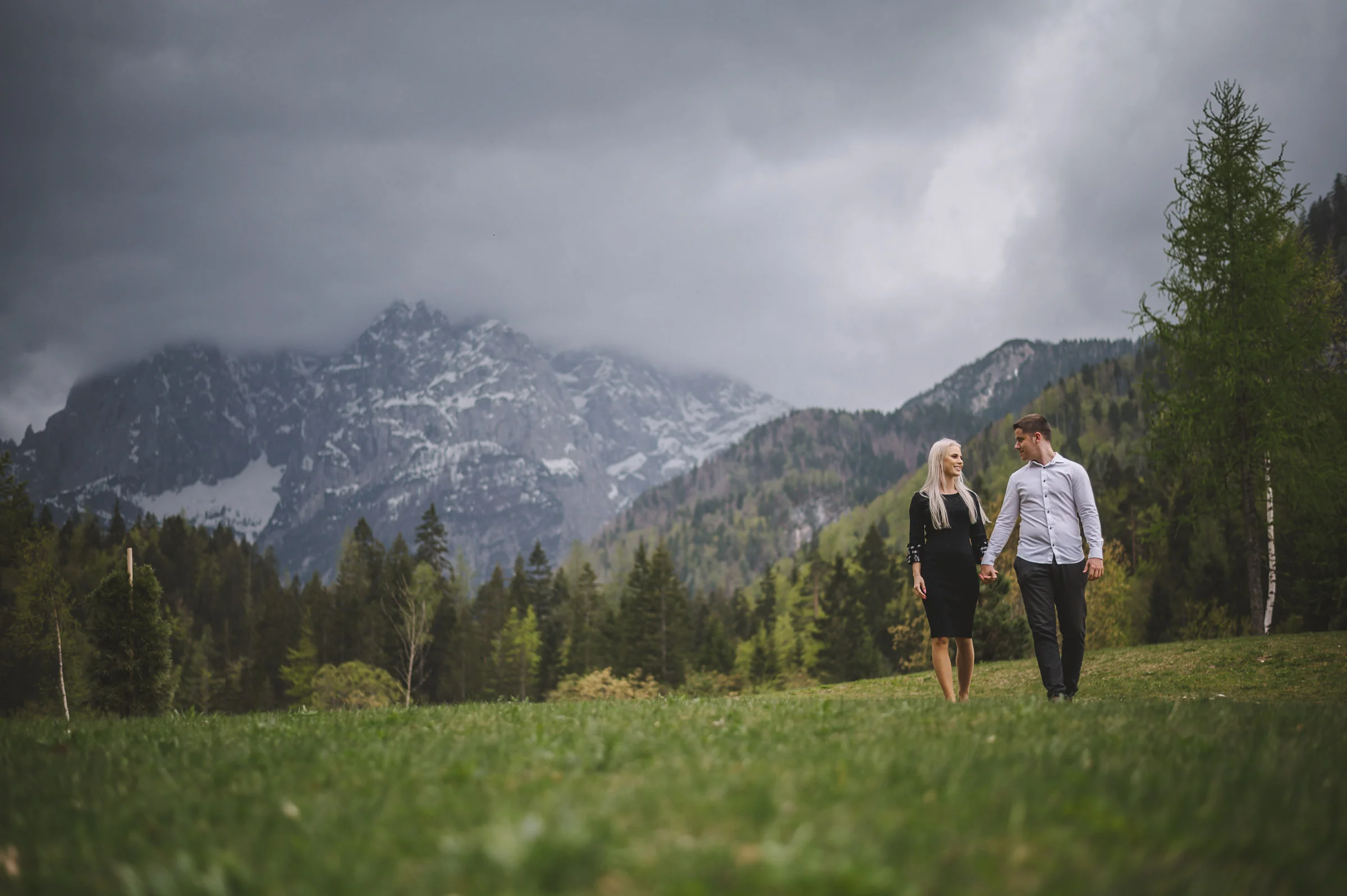 Prewedding photoshoot at the lake Jasna