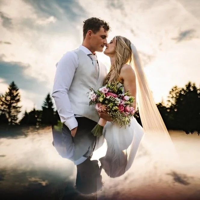 😍😍😍
.
.
.
📸 @mulec.weddings
#weddinglocationslovenia @hisalisjak
#weddingmakeupslovenia @indiraekic
#weddinghairslovenia @zlebi
#porocnaobleka @flairweddingatelier
.
.
.
#weddingphotographerslovenia #photographerslovenia #sloveniaphotographer #we