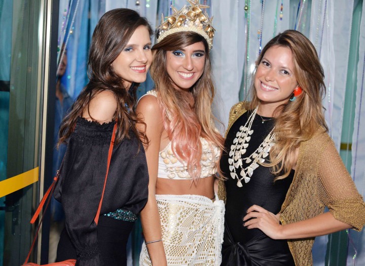 Luiza-Lessa-Lu-D´angelo-e-Babara-Pittigliani-Custom.jpg