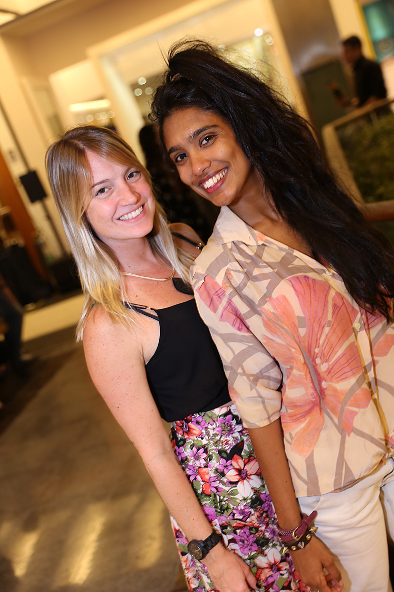 leticia sixel e lorrayne barros Tinoco_p.jpg
