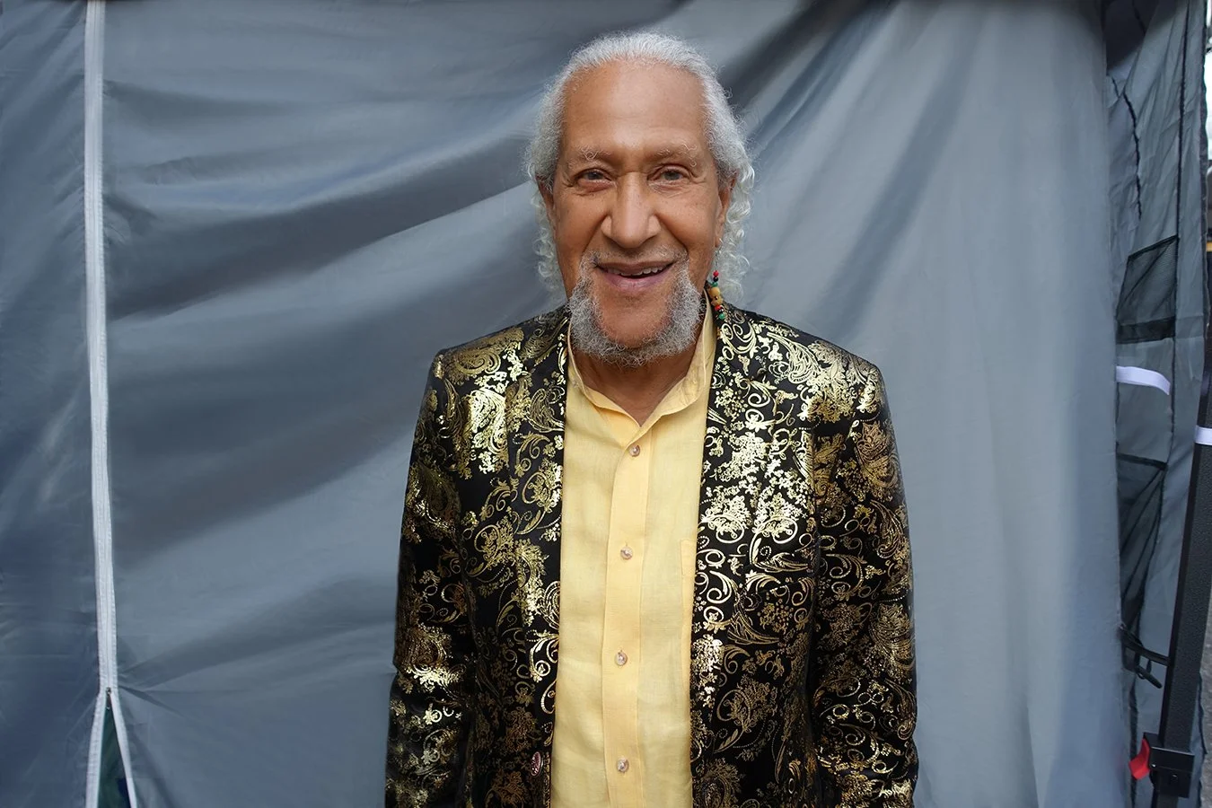 GARY BARTZ portrait Insta.jpg