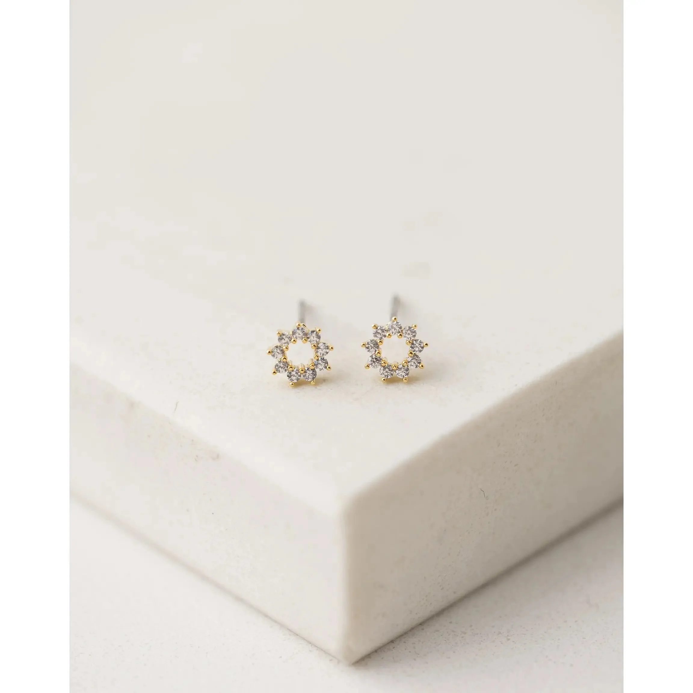 E90DC5A8-4BA9-46BD-858E-5EC6071CF3EF