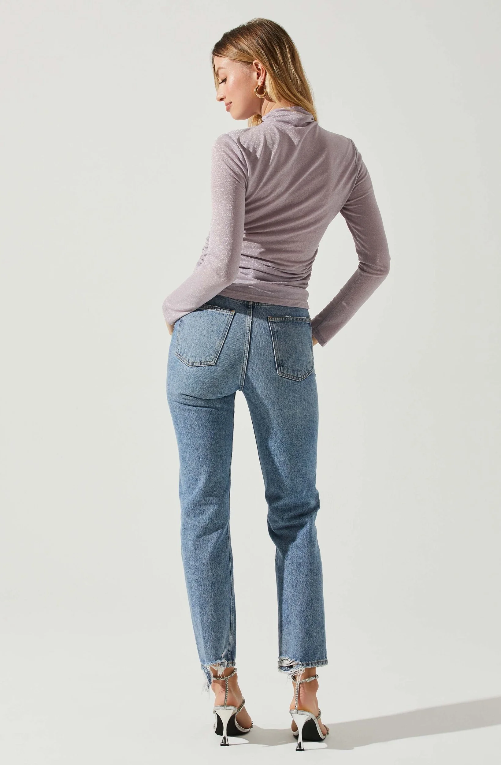 F7A820B9-F646-469B-9B1F-9F57FCFFF921