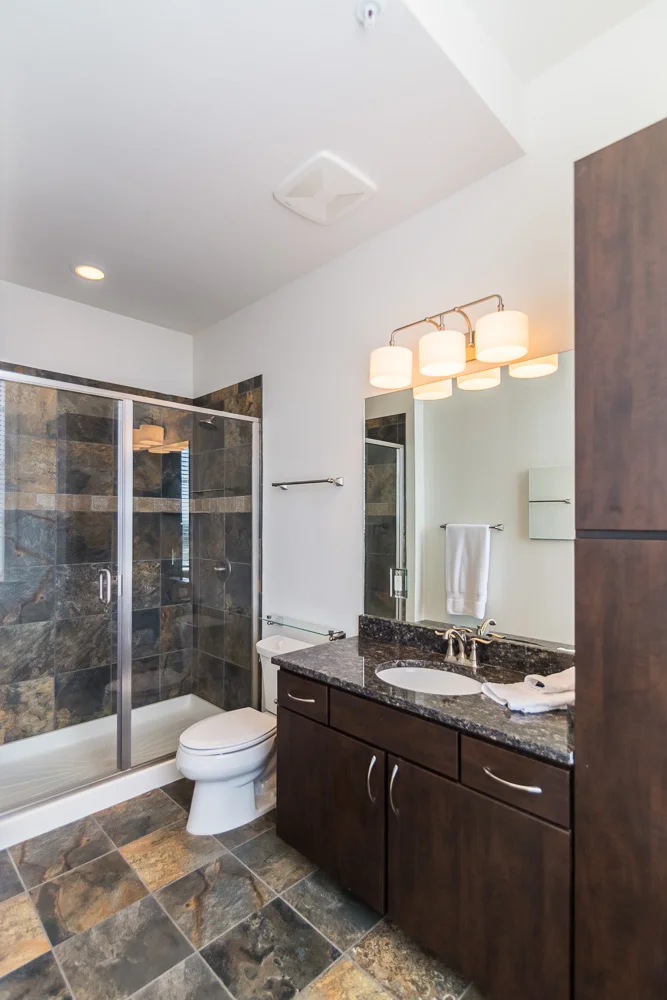 Loft 02 Bathroom