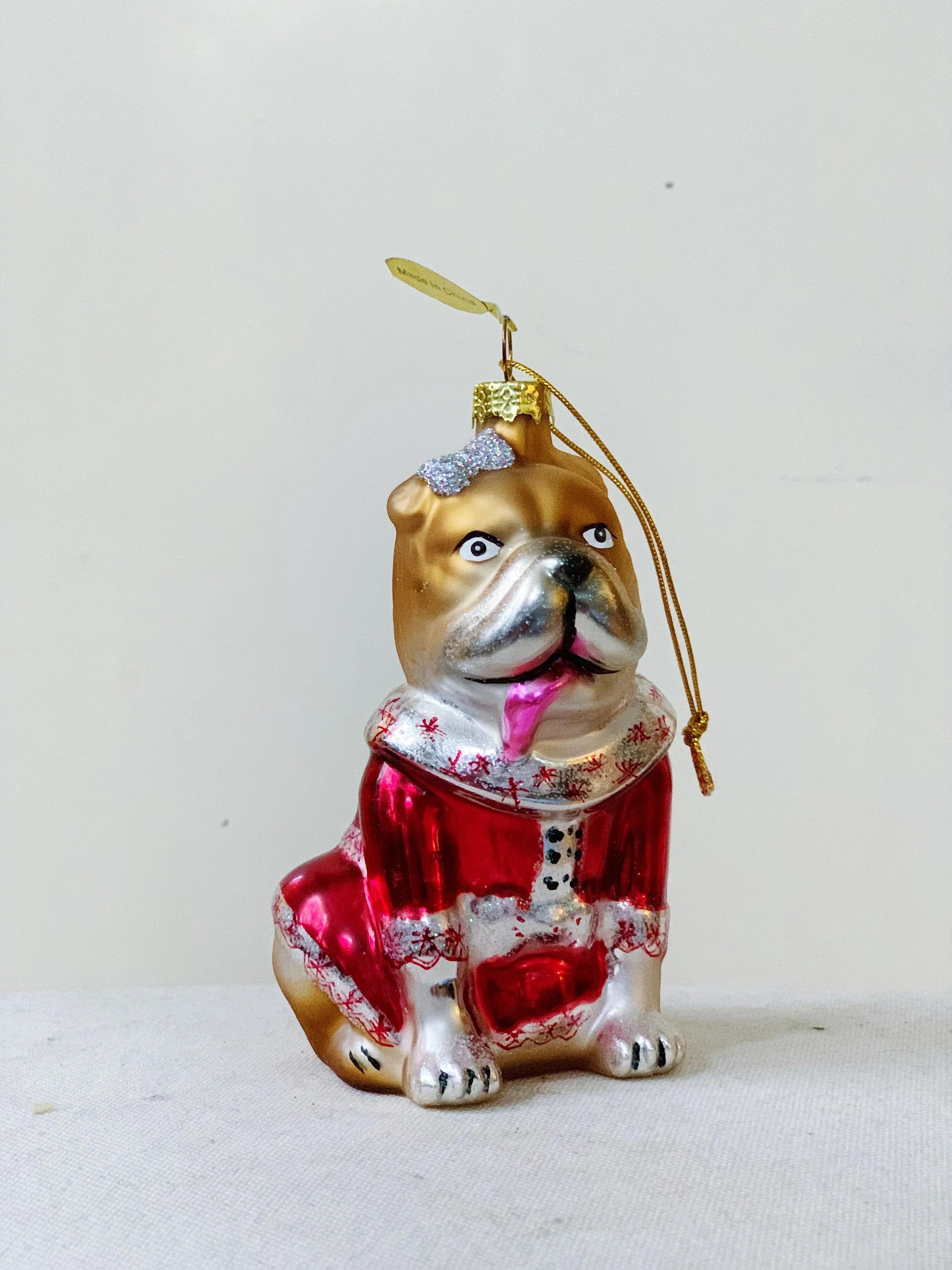 cody_foster_bulldog_ornament.jpg