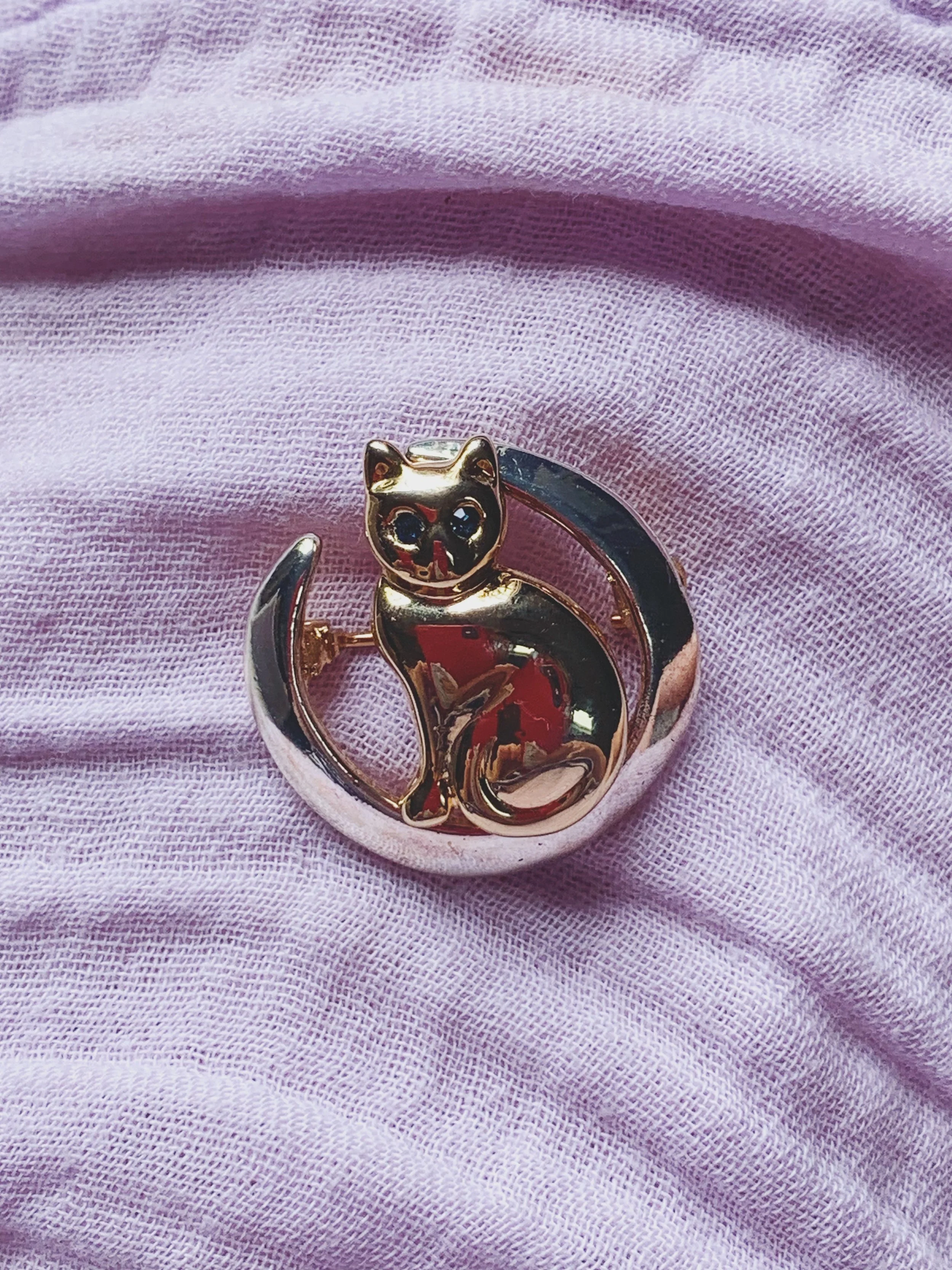 catonthemoon_pin_05.JPG