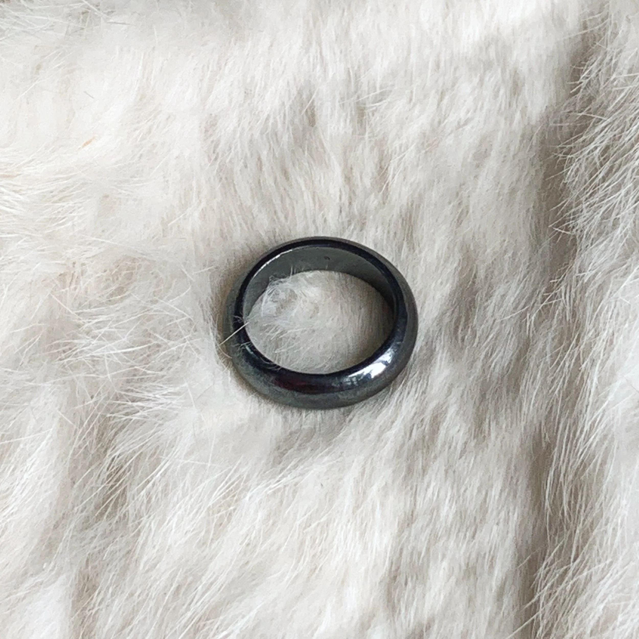 hematite_rings_02.JPG