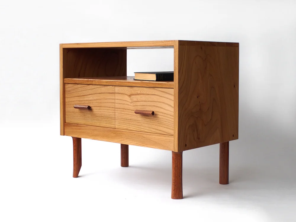 Totem End Table Studio Mrazik