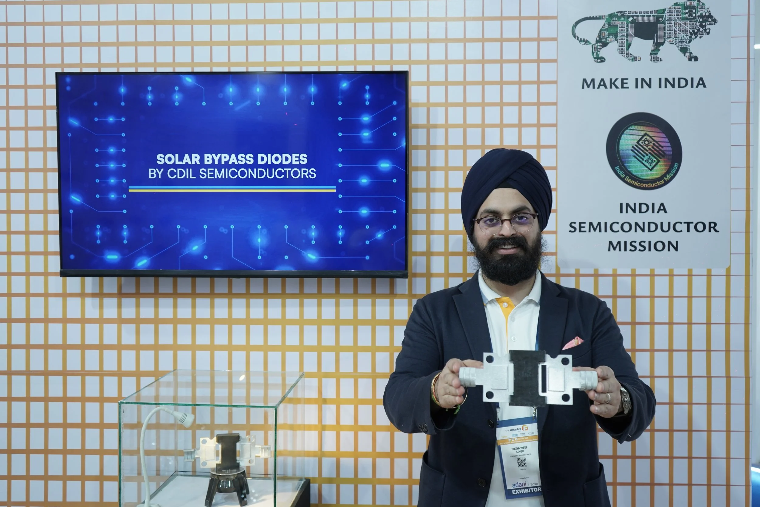 Make in India Milestone – CDIL Launches India’s First High-Efficiency Semiconductors for Solar Applications 