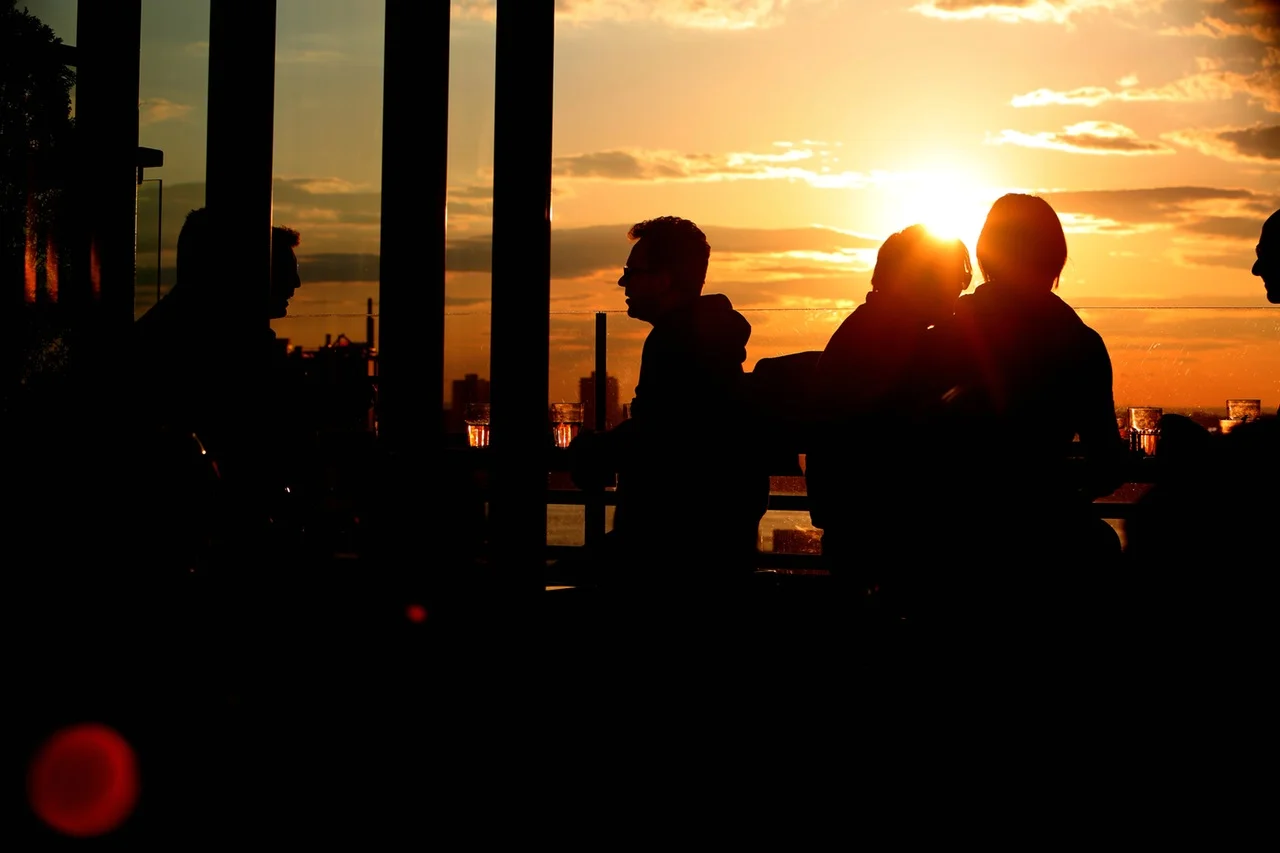 8 Willpower Tips You Must Know Before Your Next Social Event