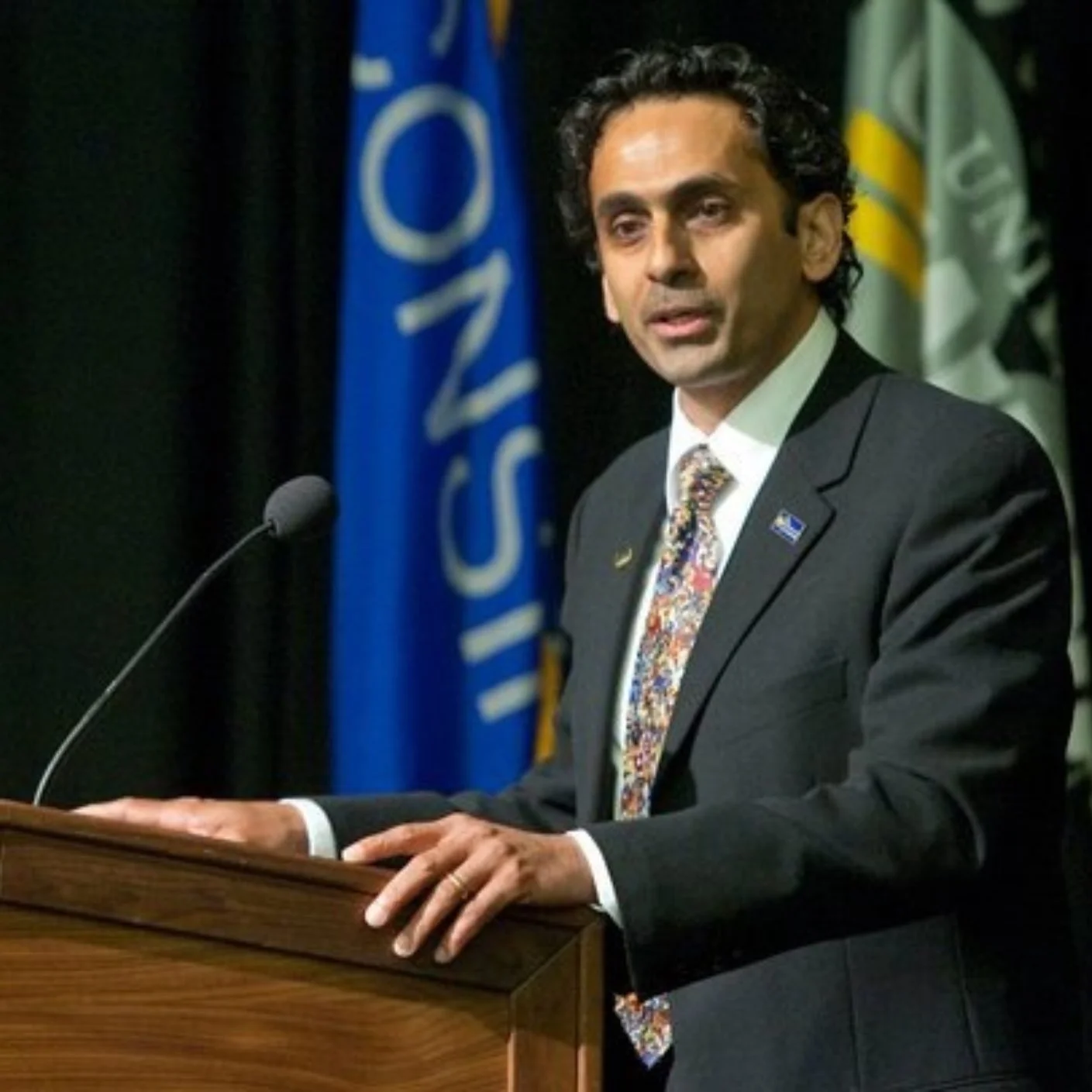   Image via ReganGurung.com  