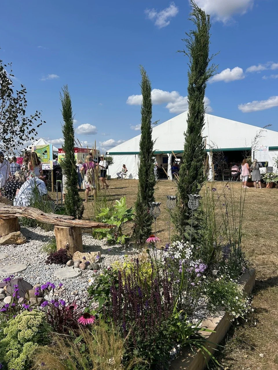 A corner of the garden elements show garden