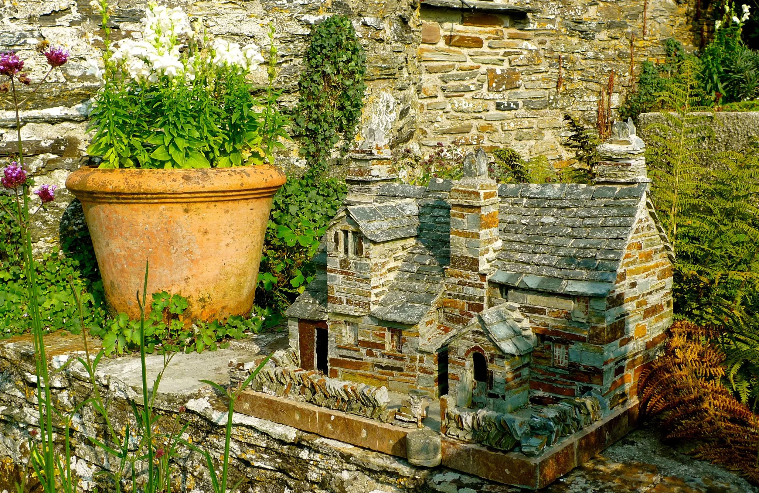 model post office.jpg