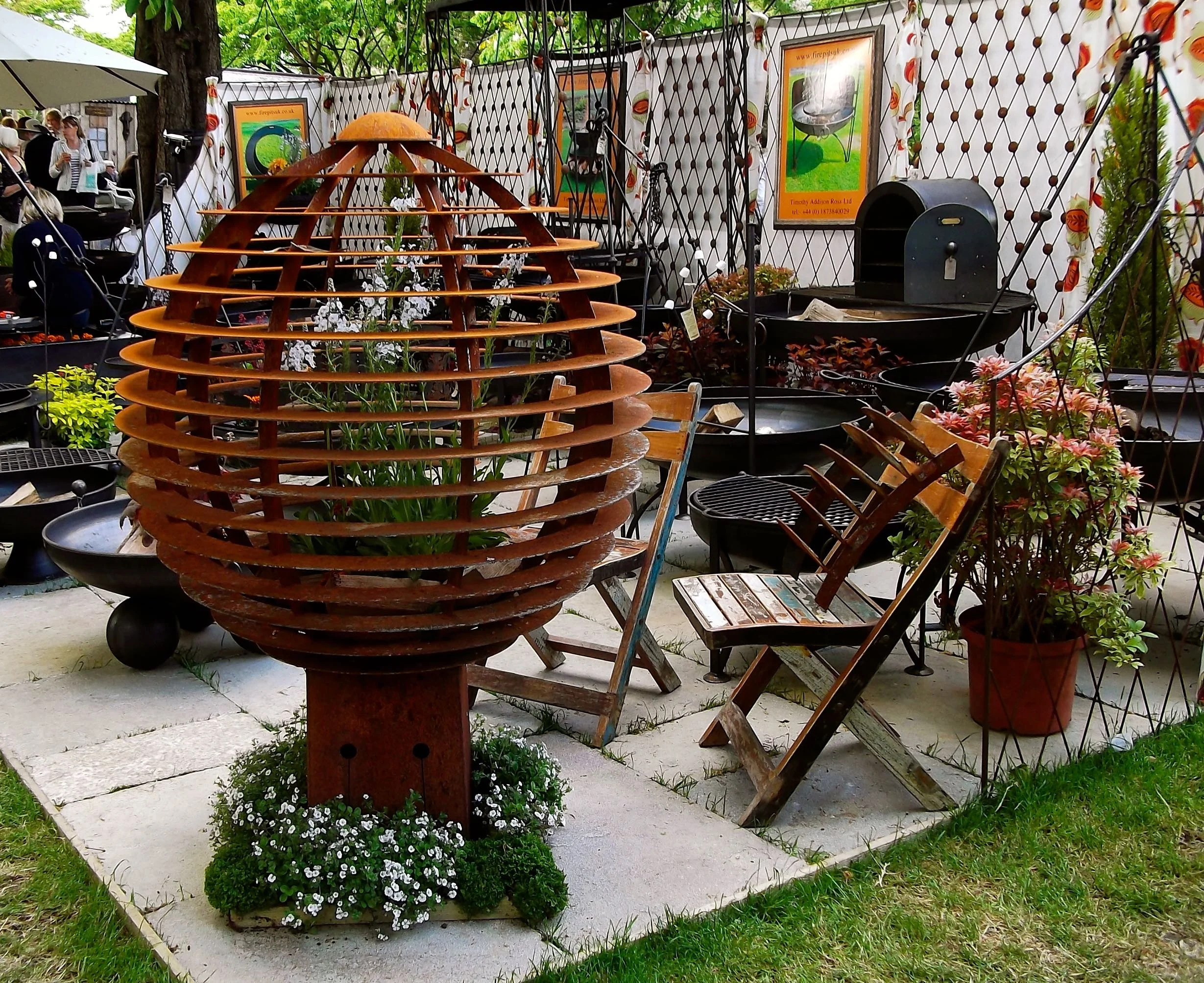 Firepits at Chelsea Flower show.jpg
