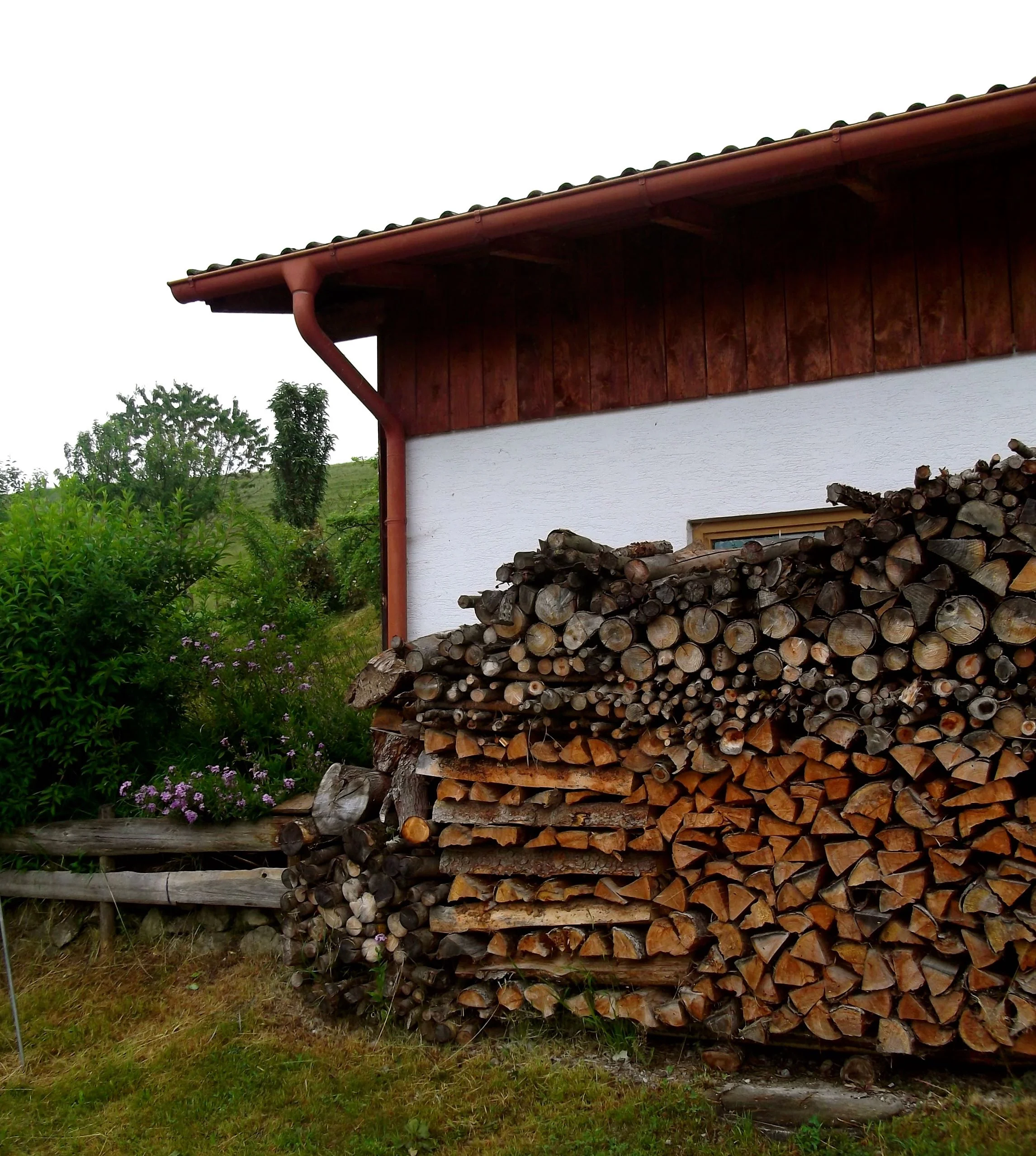 bavarianlogstack.jpg