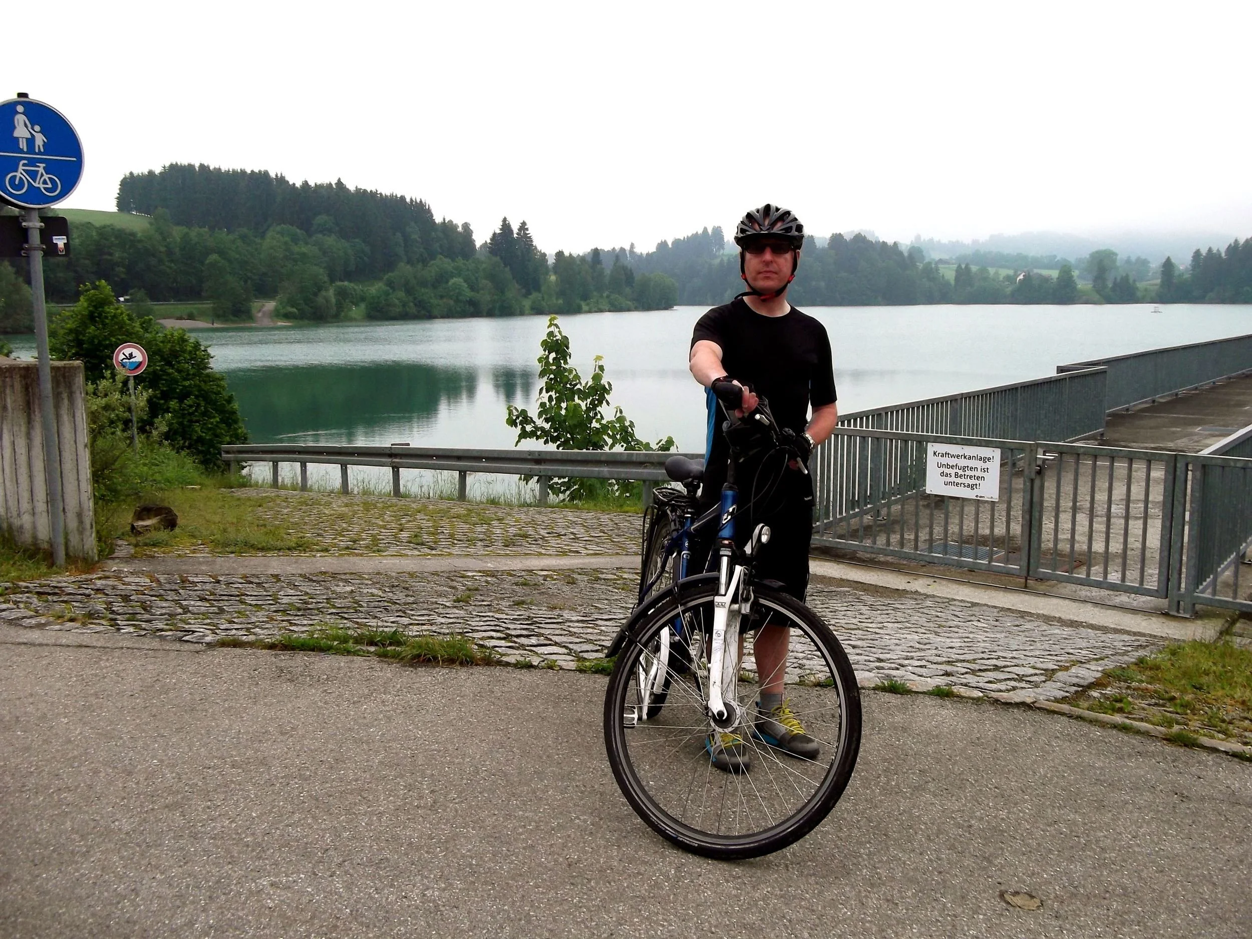 MOHandhisbike.jpg