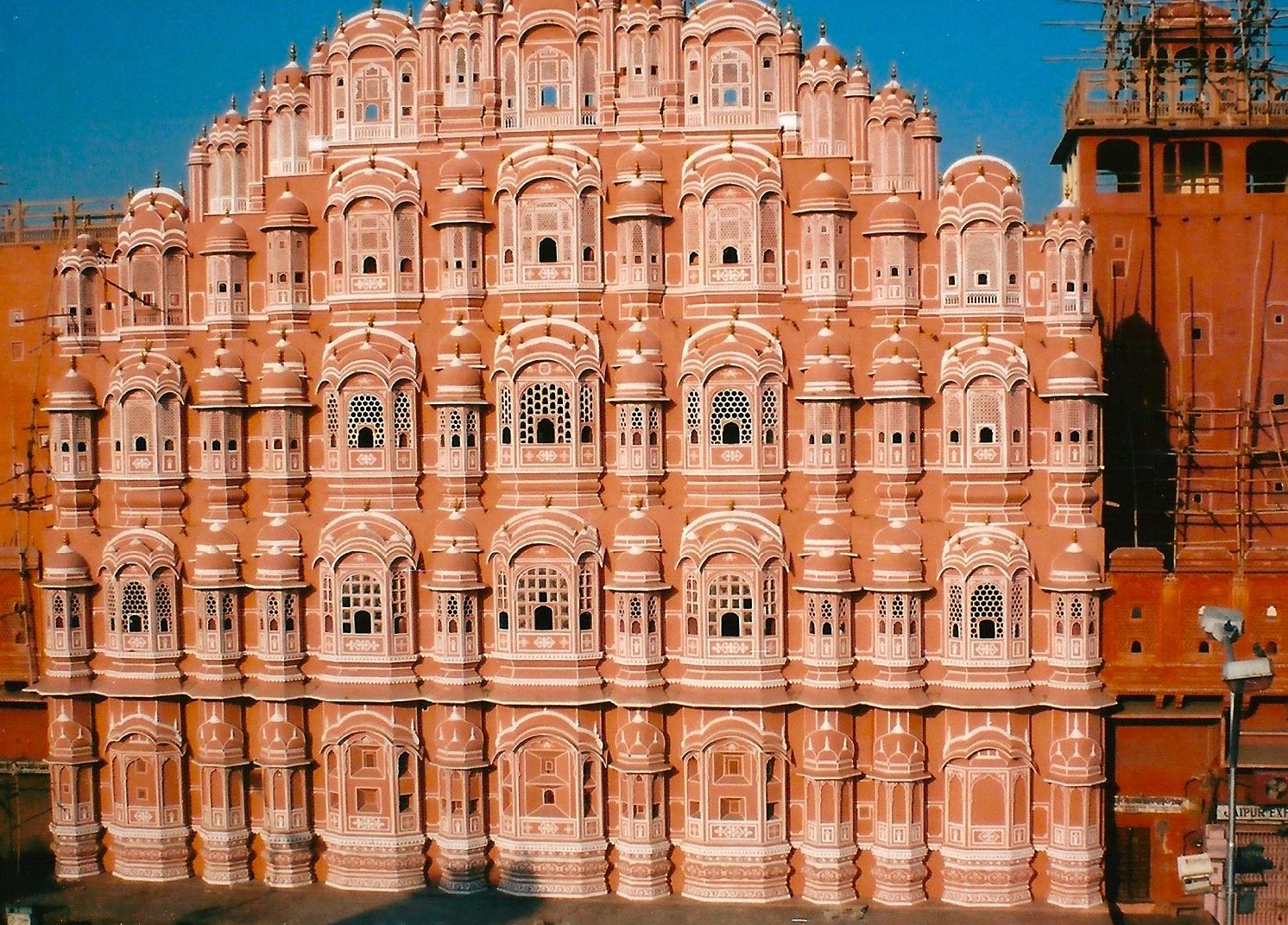 JAIPUR'S MOST DISTINCTIVE LANDMARK, THE FAIRY-TALE PINK-SANDSTONE HAWA MAHAL