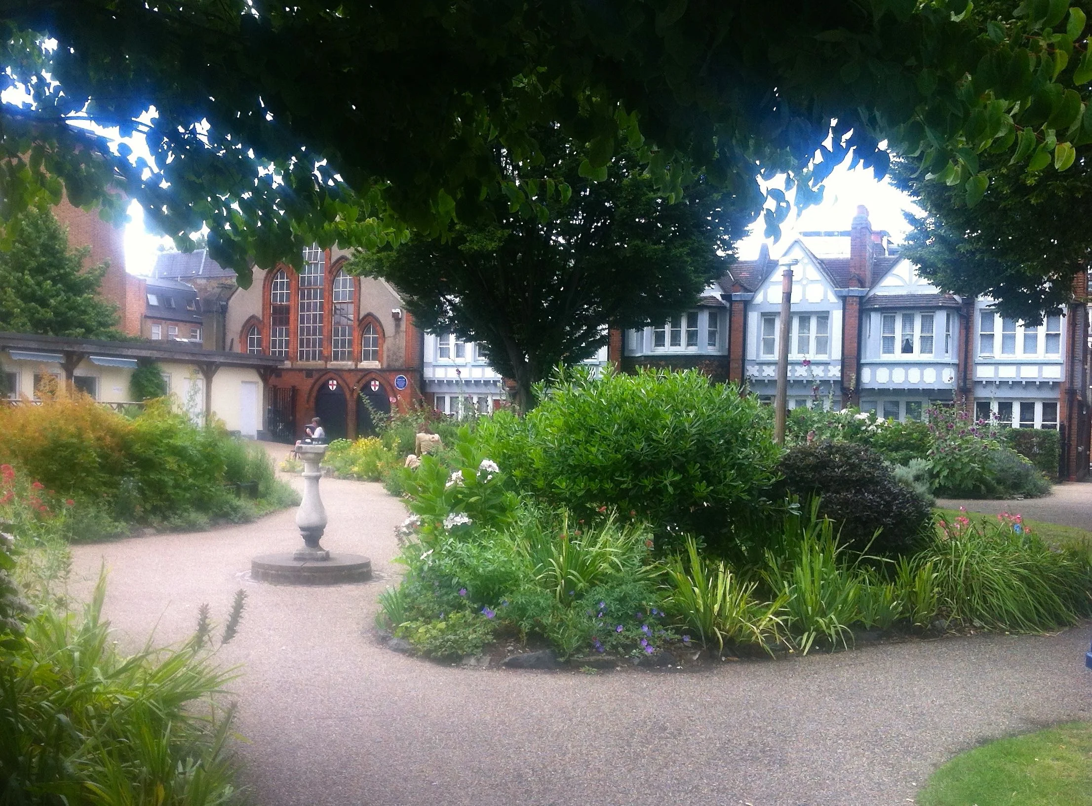 RedCrossGardenSouthwarkLondon.jpg