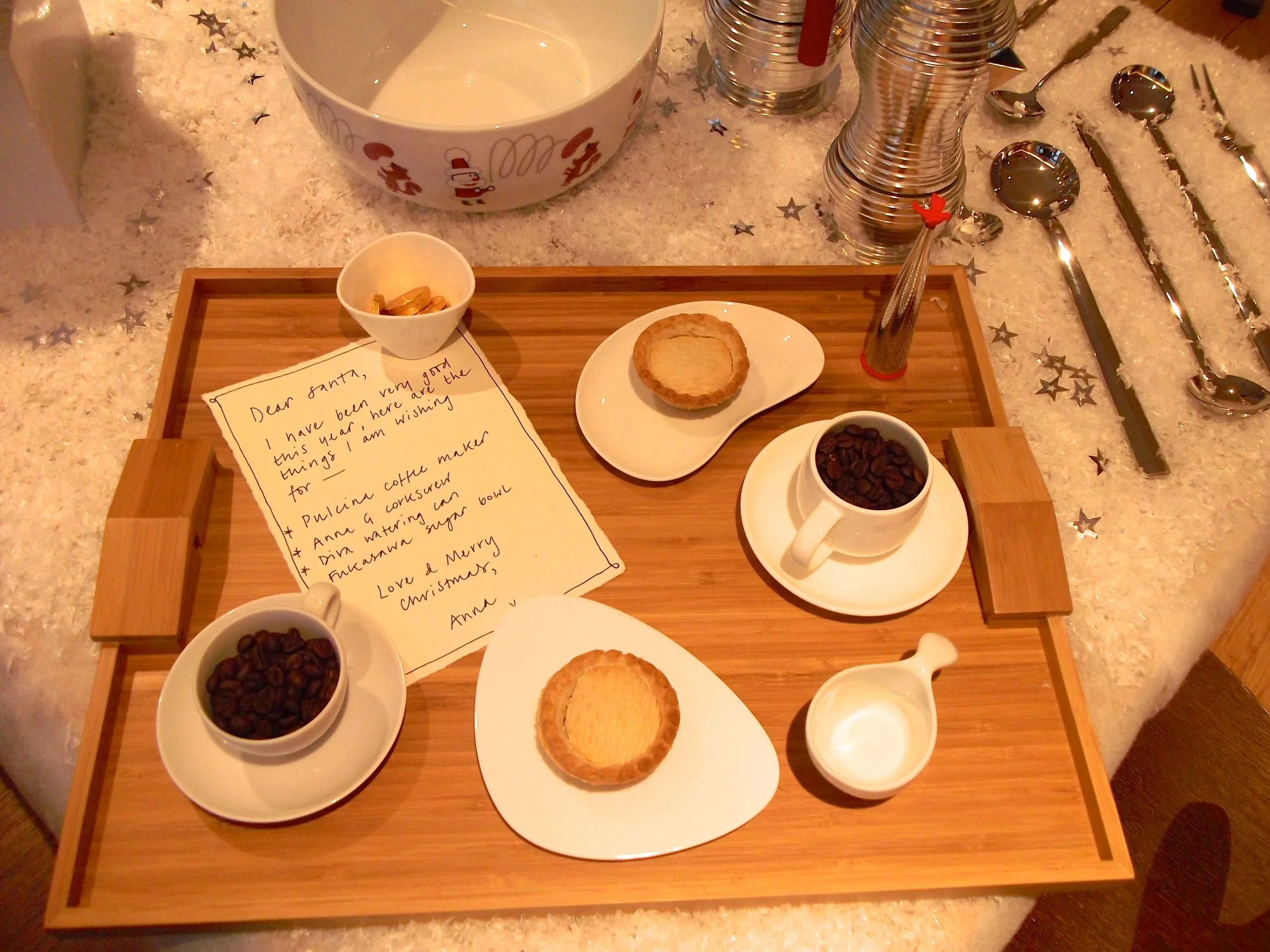 A TRAY FOR SANTA