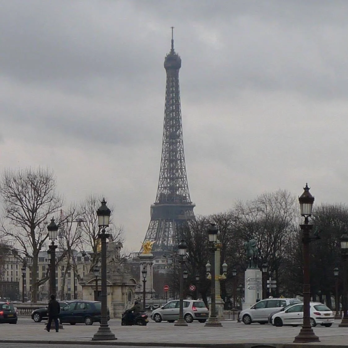 THE EIFFEL TOWER, JANUARY 2010
