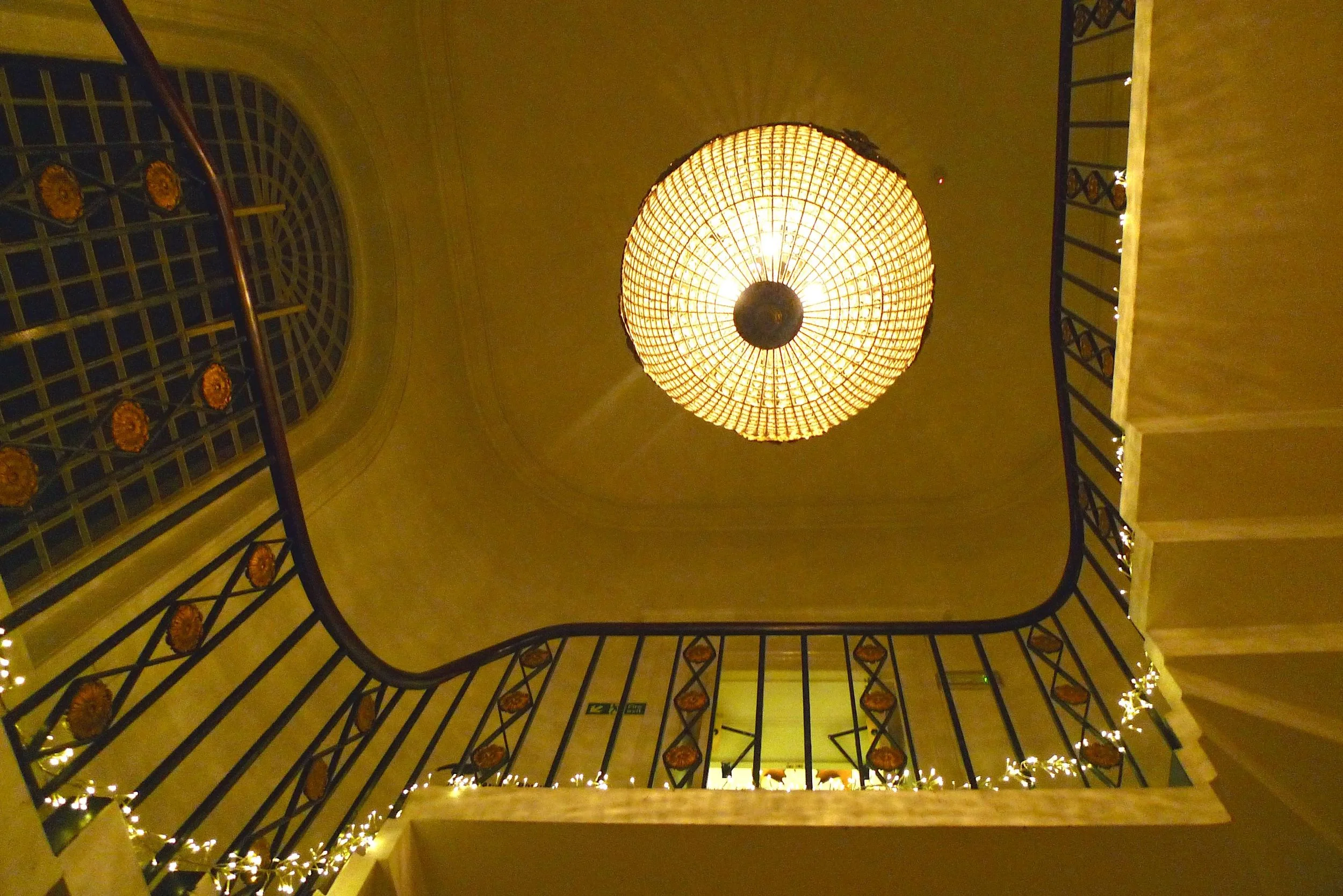 chandelier.jpg