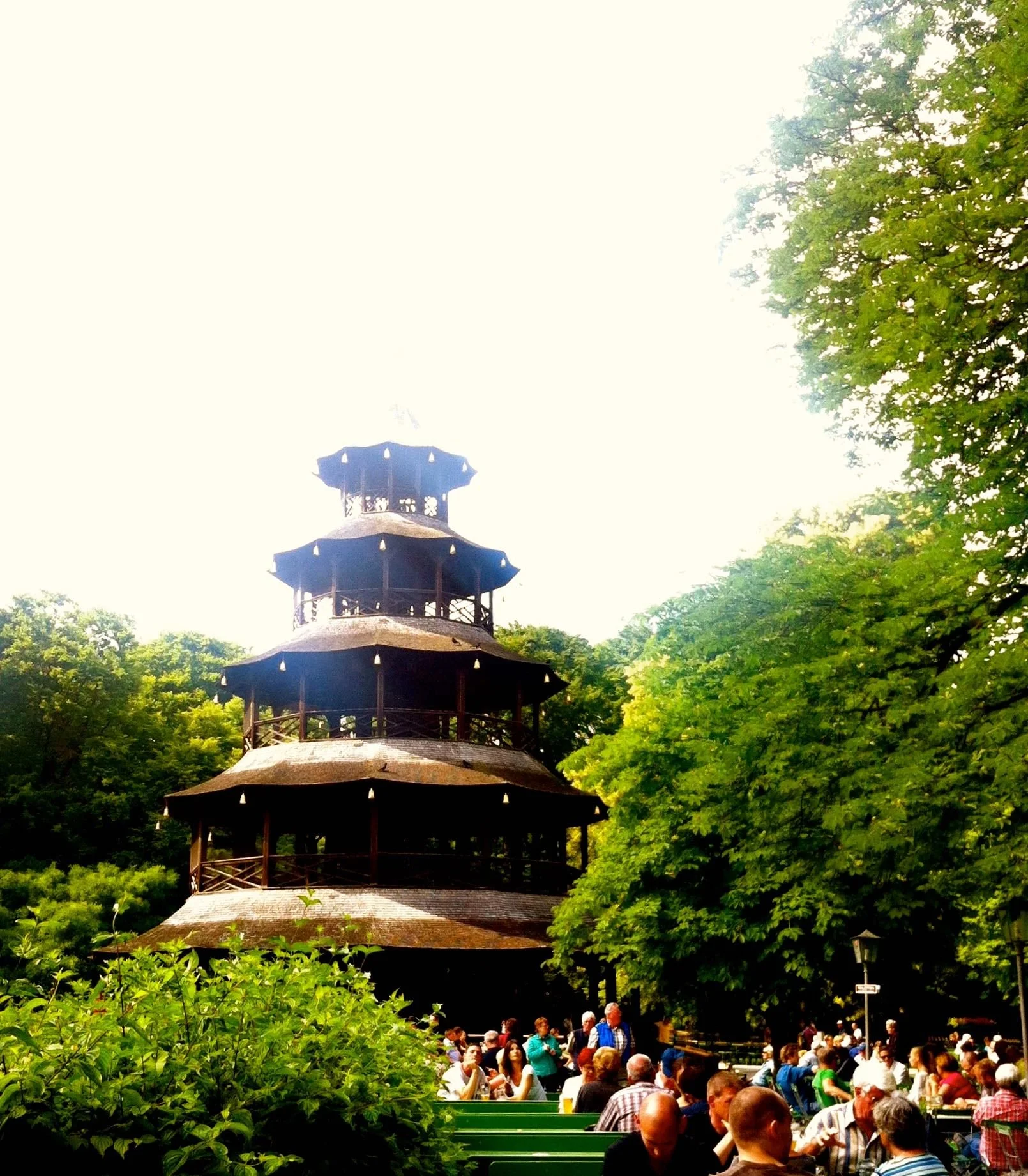 CHINESISCHER TURM