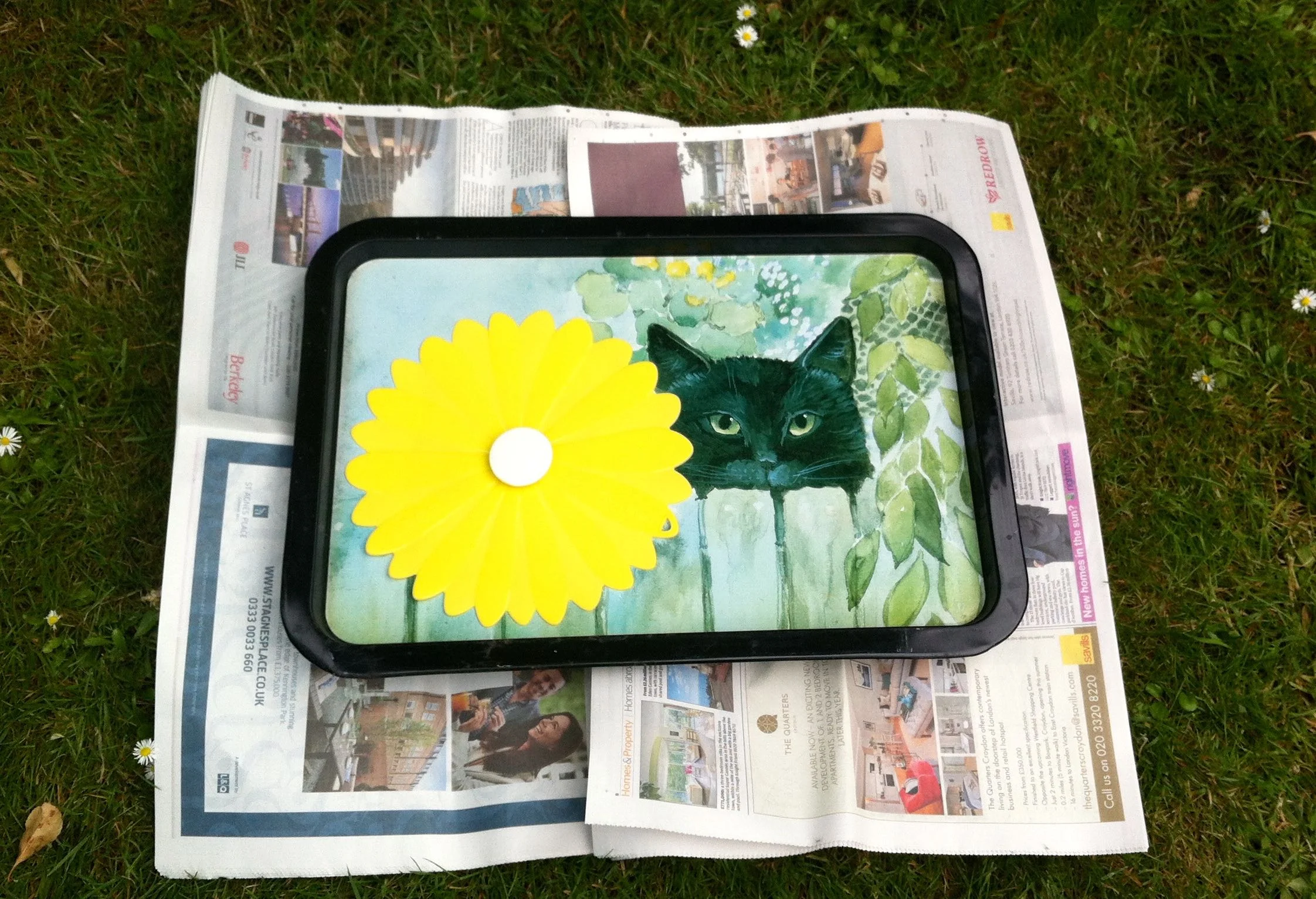 Planning the final look of my upcycled tray