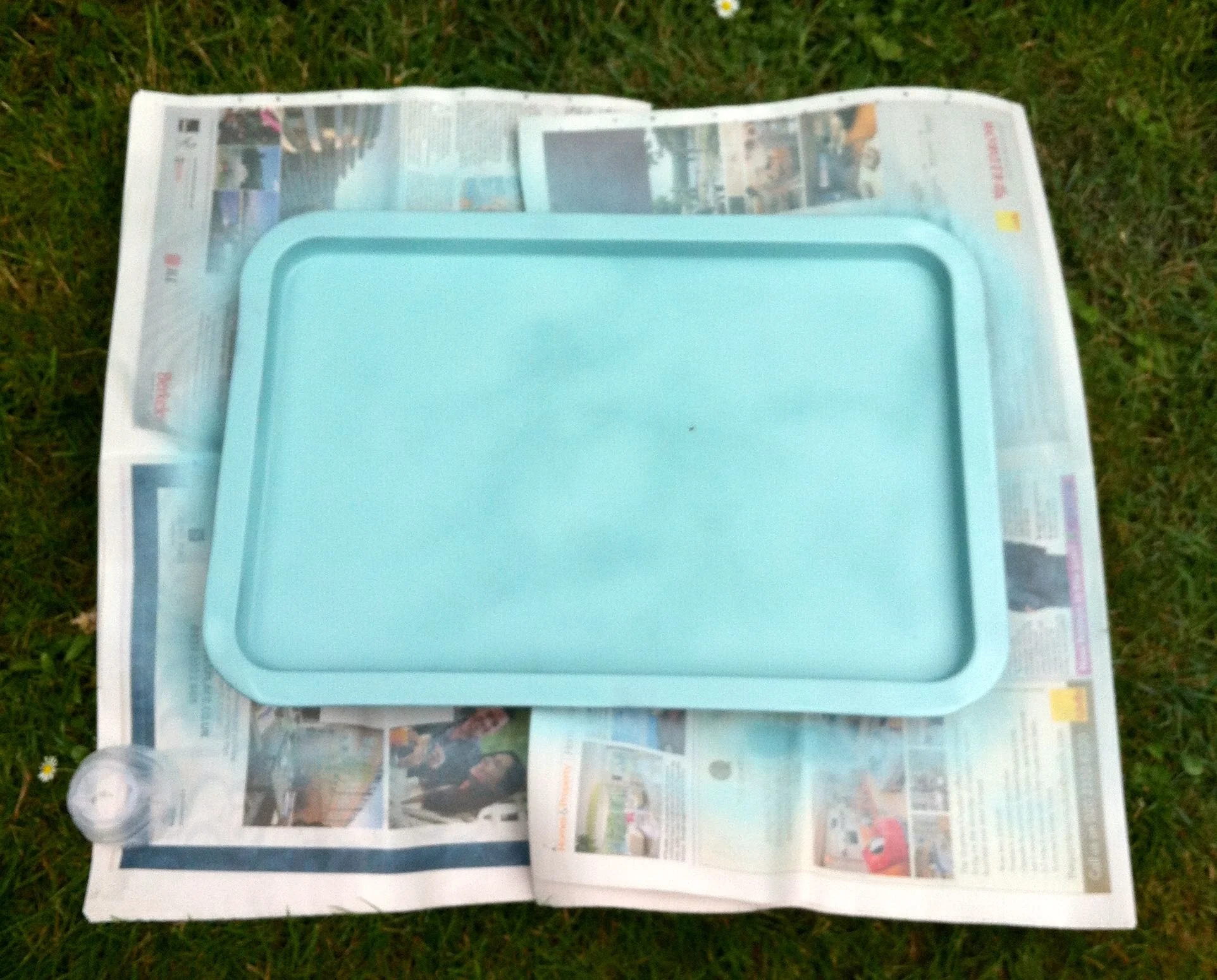 First coat of Pinty Plus Chalk Paint Spray done