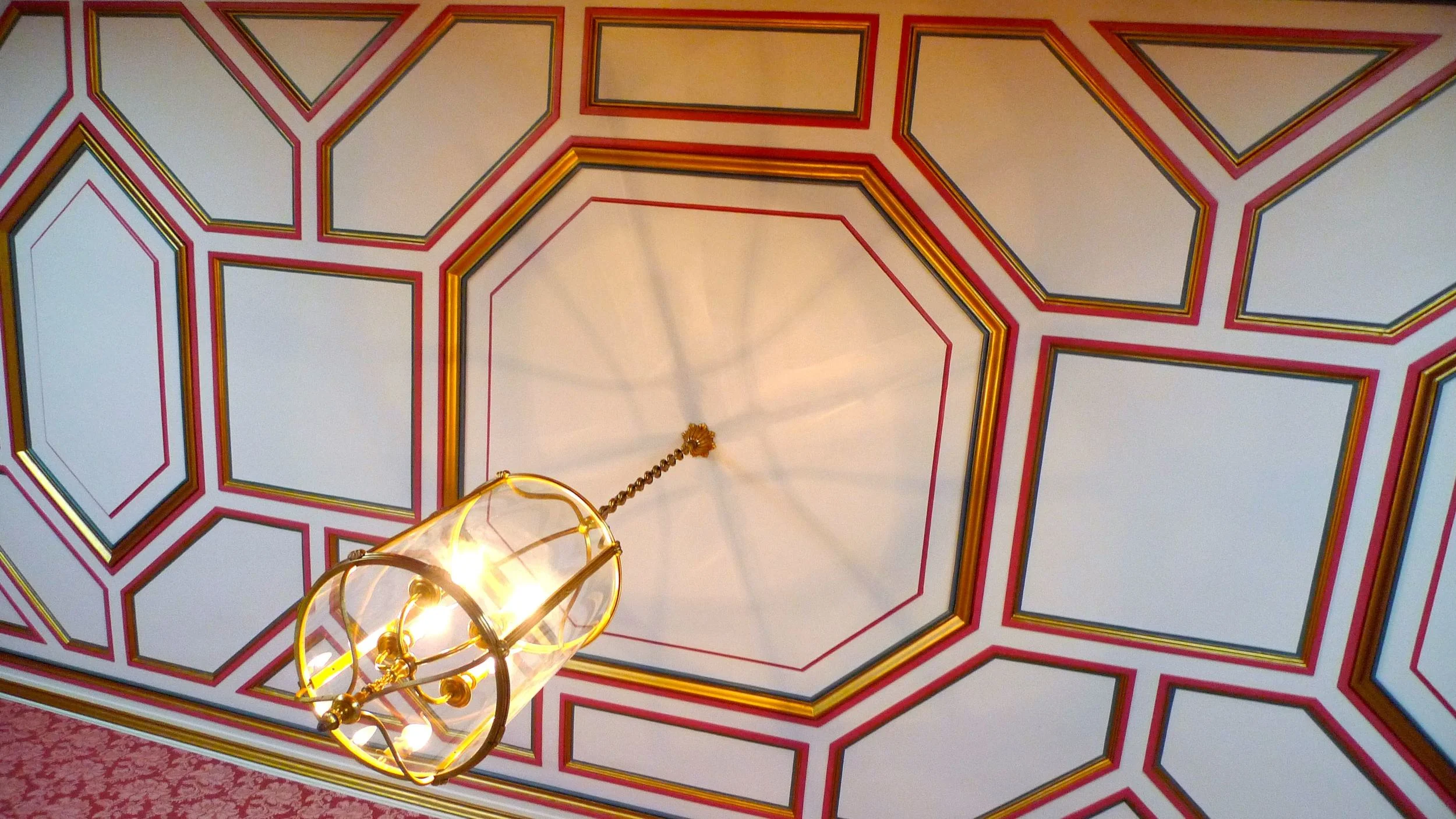 AND EVEN THE CEILING MATCHES