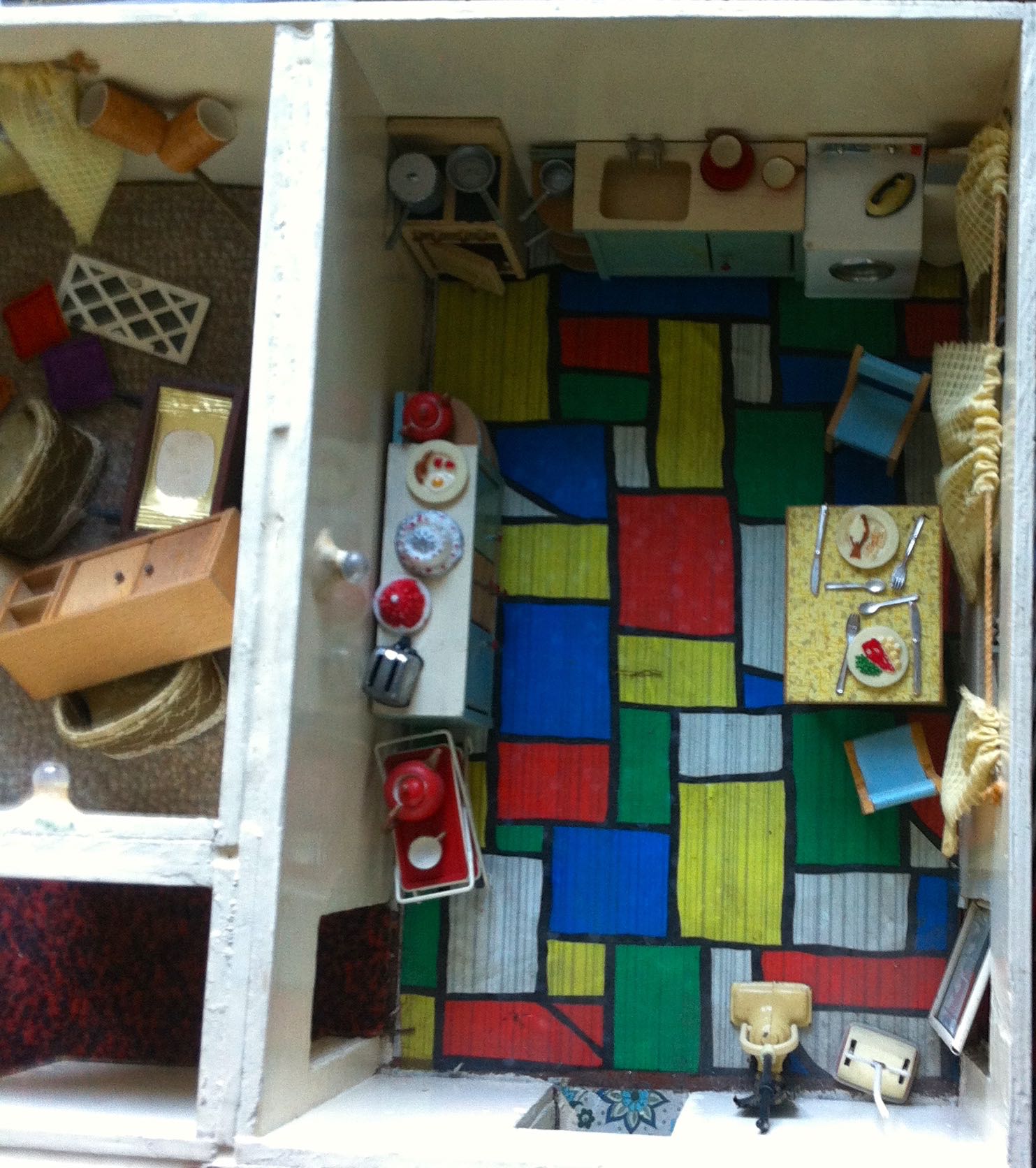 AND THE TABLE'S SET FOR DINNER 