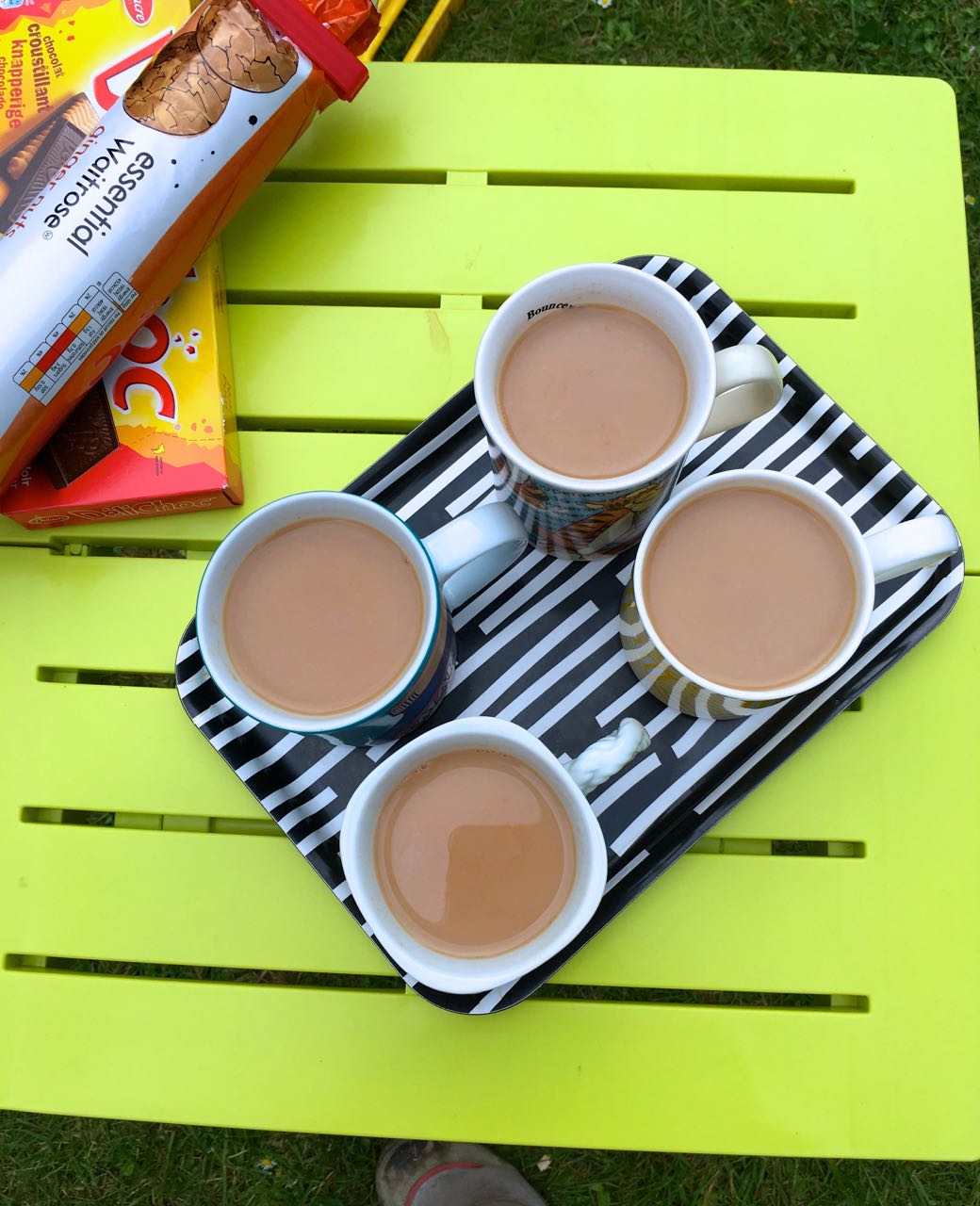 YES, A TEA BREAK!